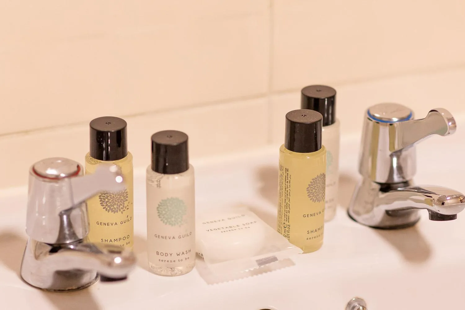 Bathroom in The New Inn by Roomsbooked