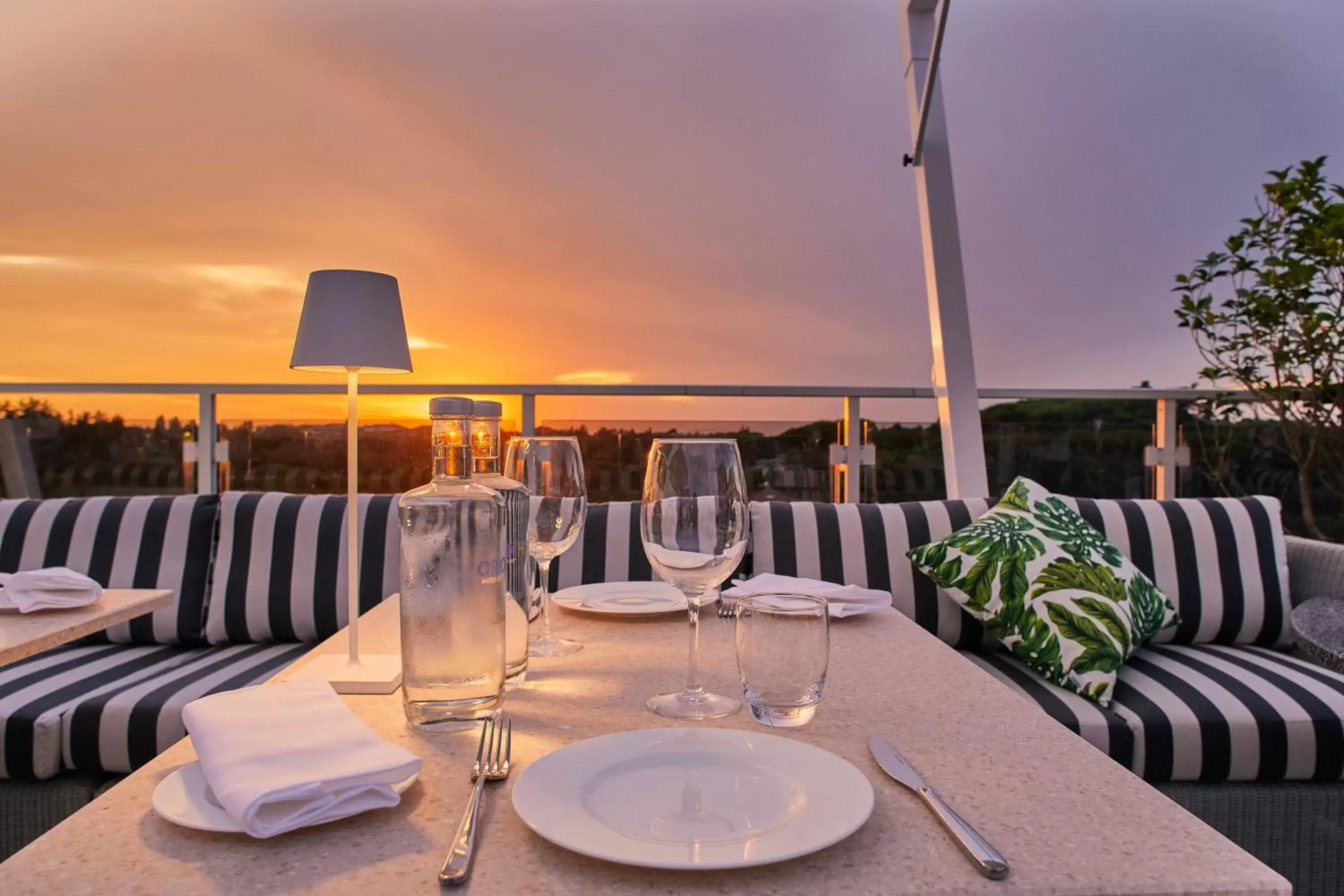 Balcony/Terrace, Restaurant/Places to Eat in Hotel Villa Pamphili Roma