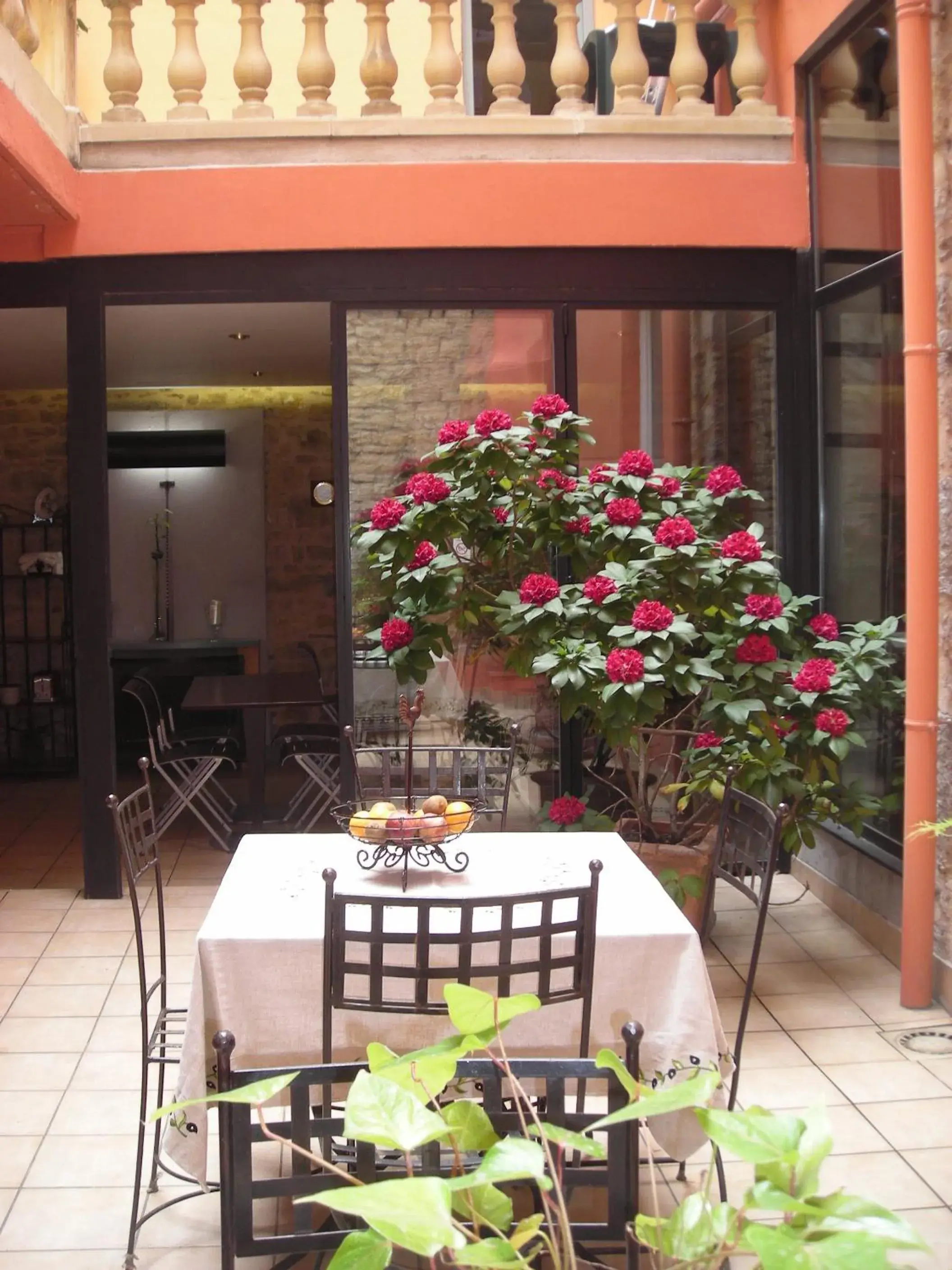 Balcony/Terrace, Restaurant/Places to Eat in Au Patio Morand