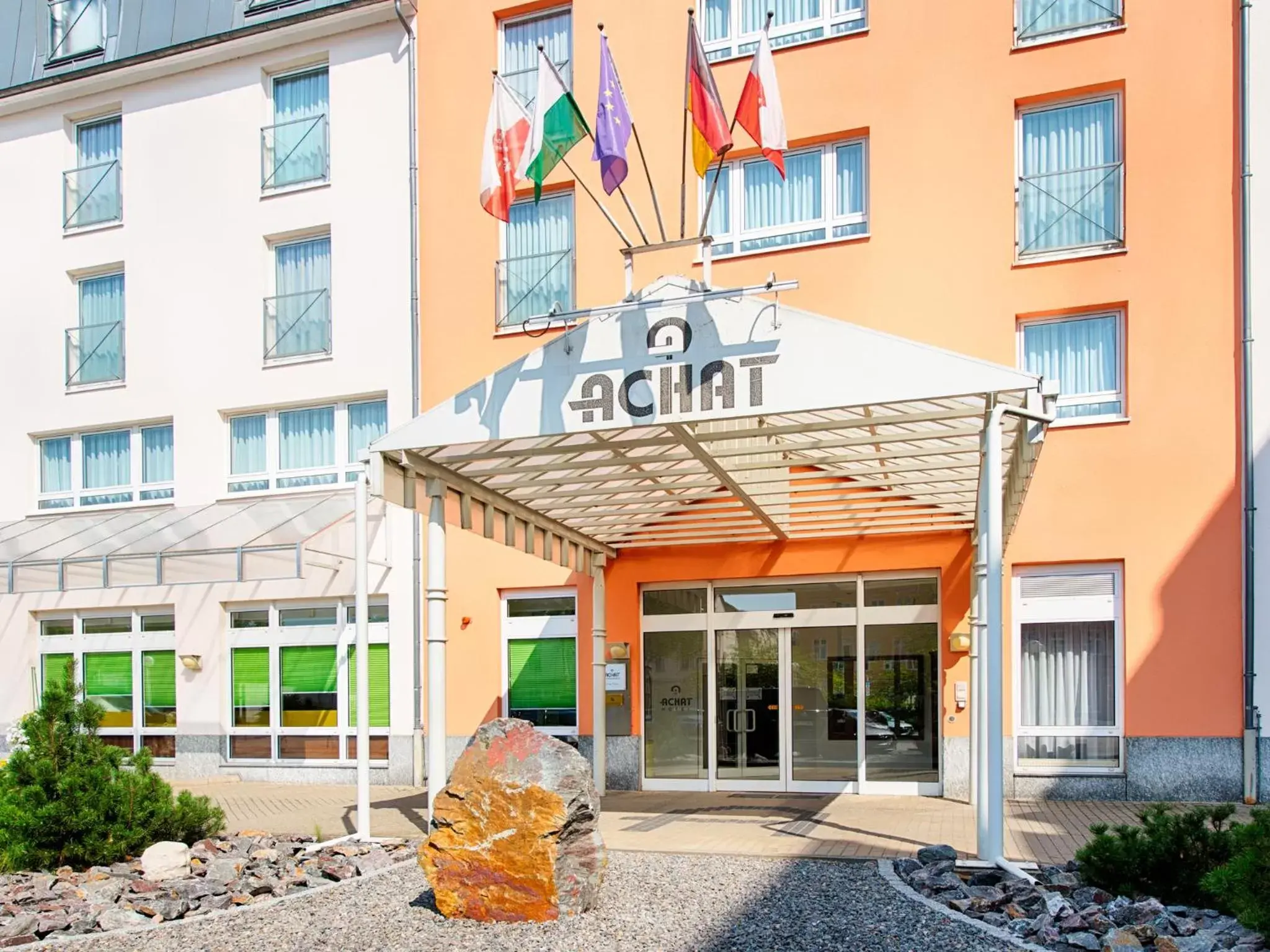 Facade/entrance, Property Building in ACHAT Hotel Zwickau