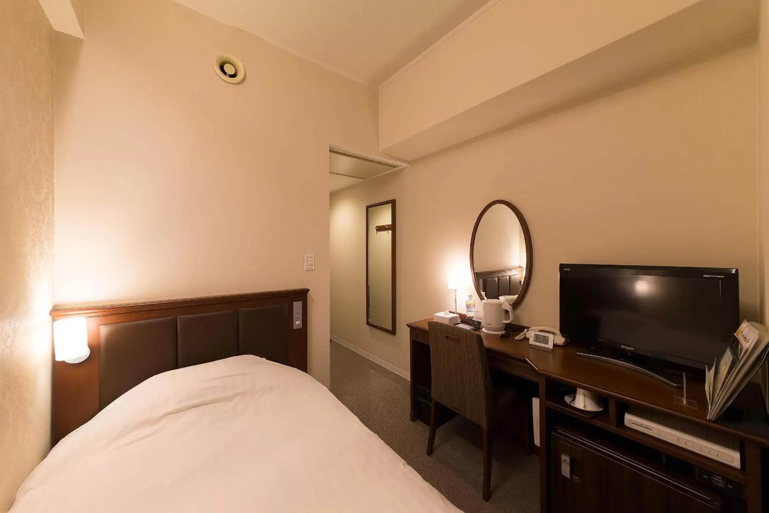 Night, Bed in Rihga Hotel Zest Takamatsu