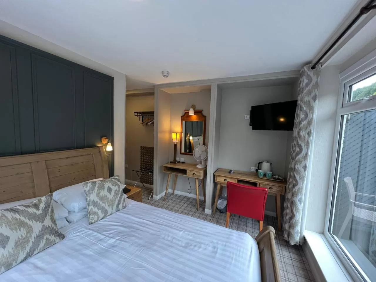 Bed in The Chainbridge Hotel