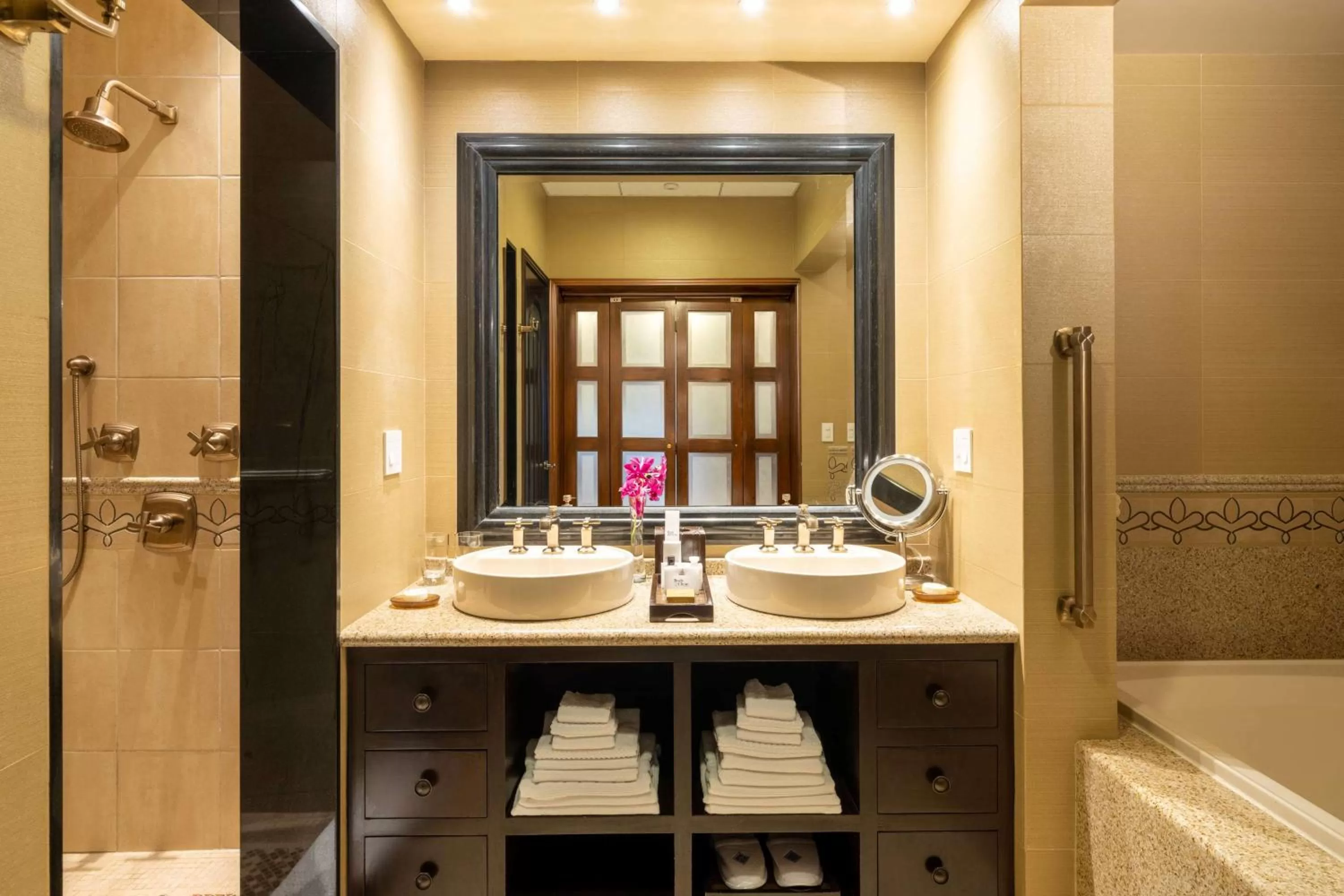 Bed in Grand Residences Riviera Cancun, All Inclusive