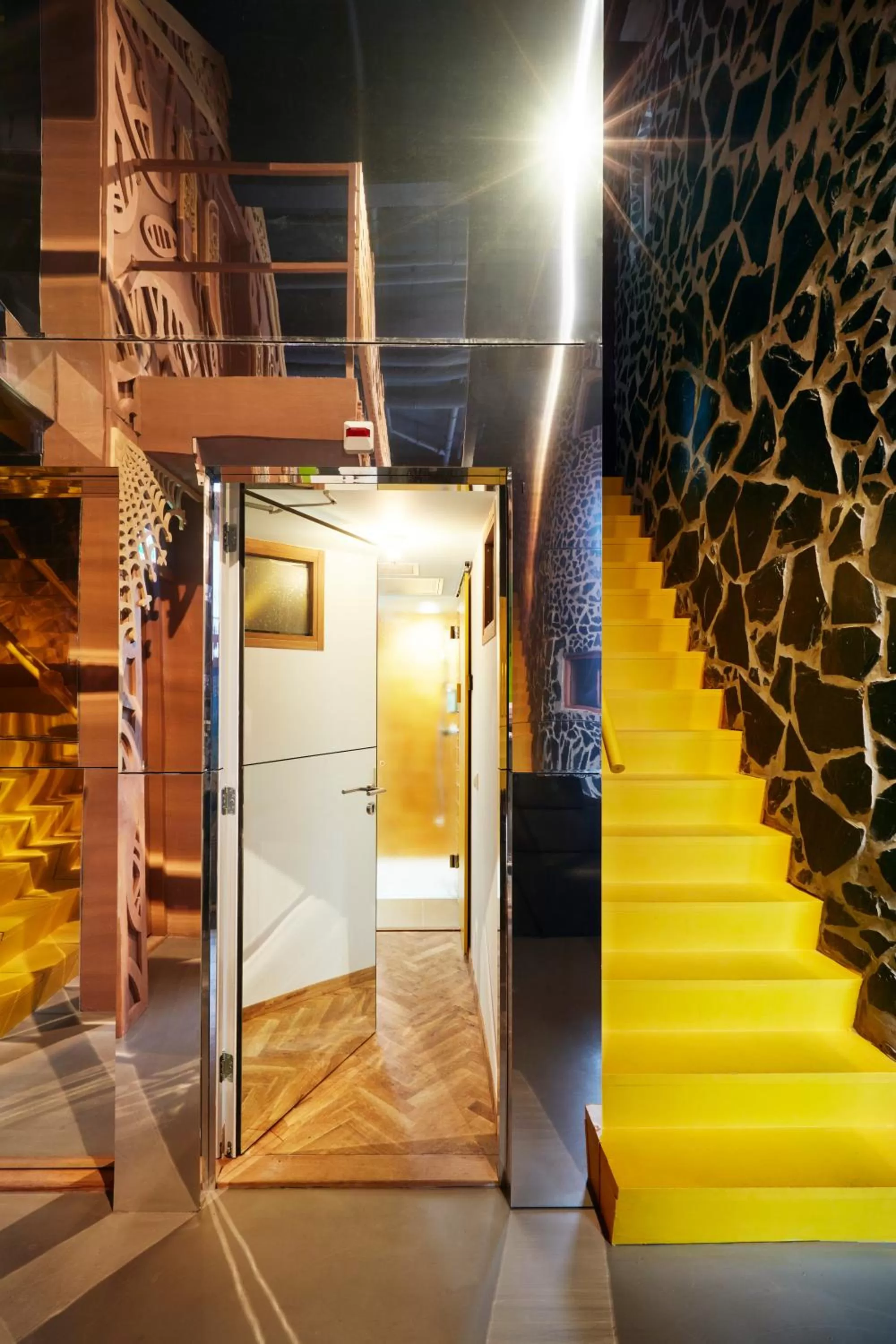 Hotel Not Hotel Rotterdam