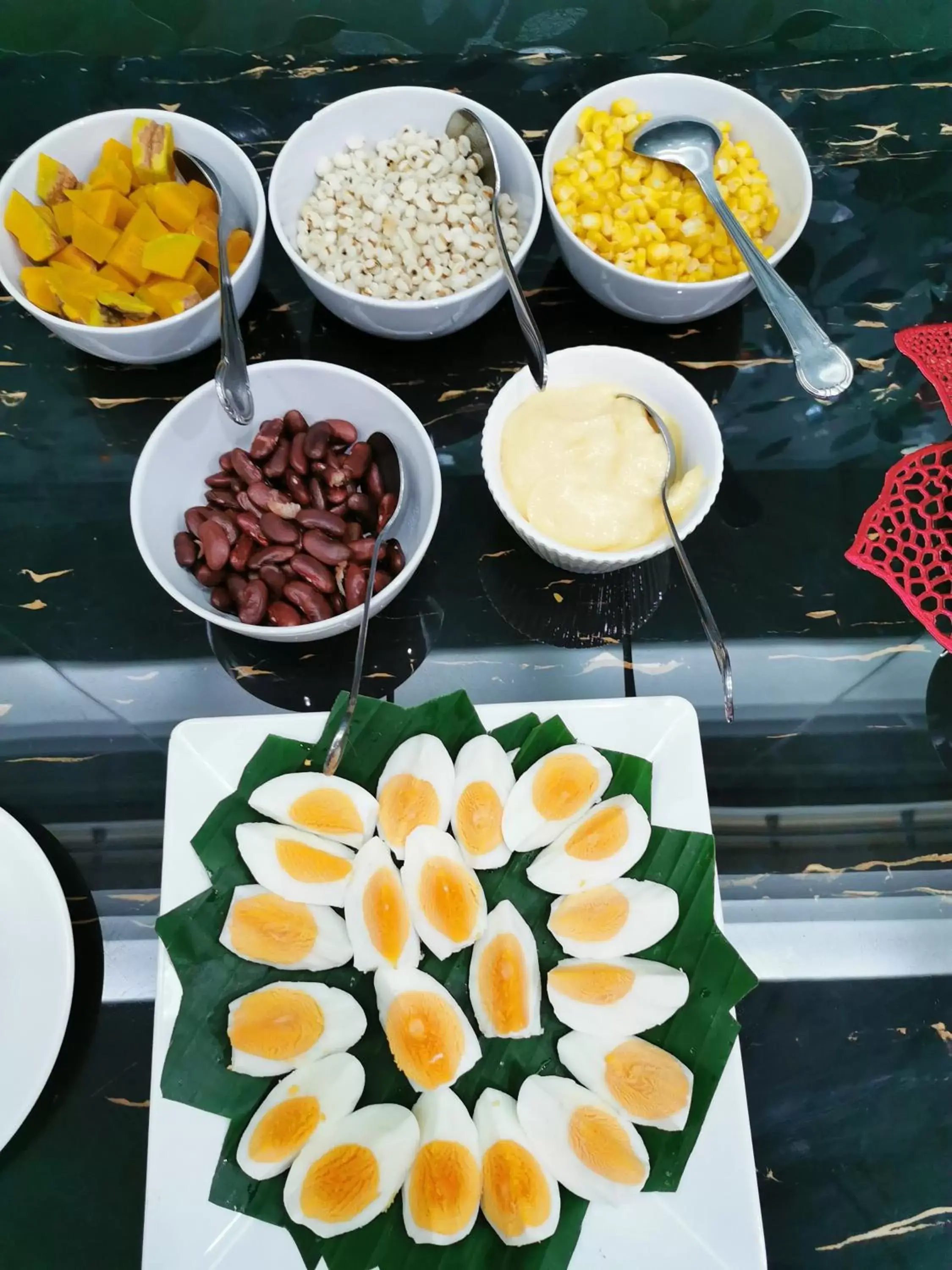 Buffet breakfast in Morakot Twin Chumphon