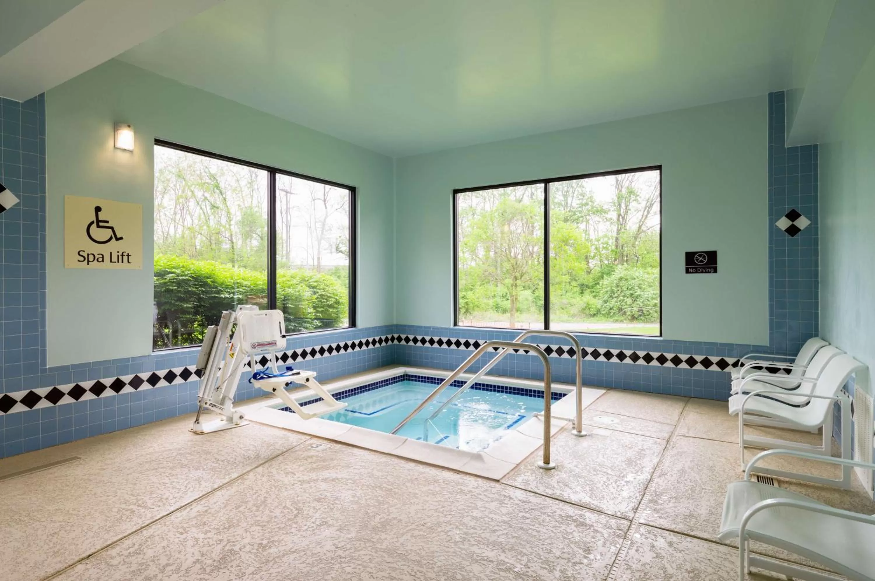 Pool view, Swimming Pool in Hampton Inn Carlisle