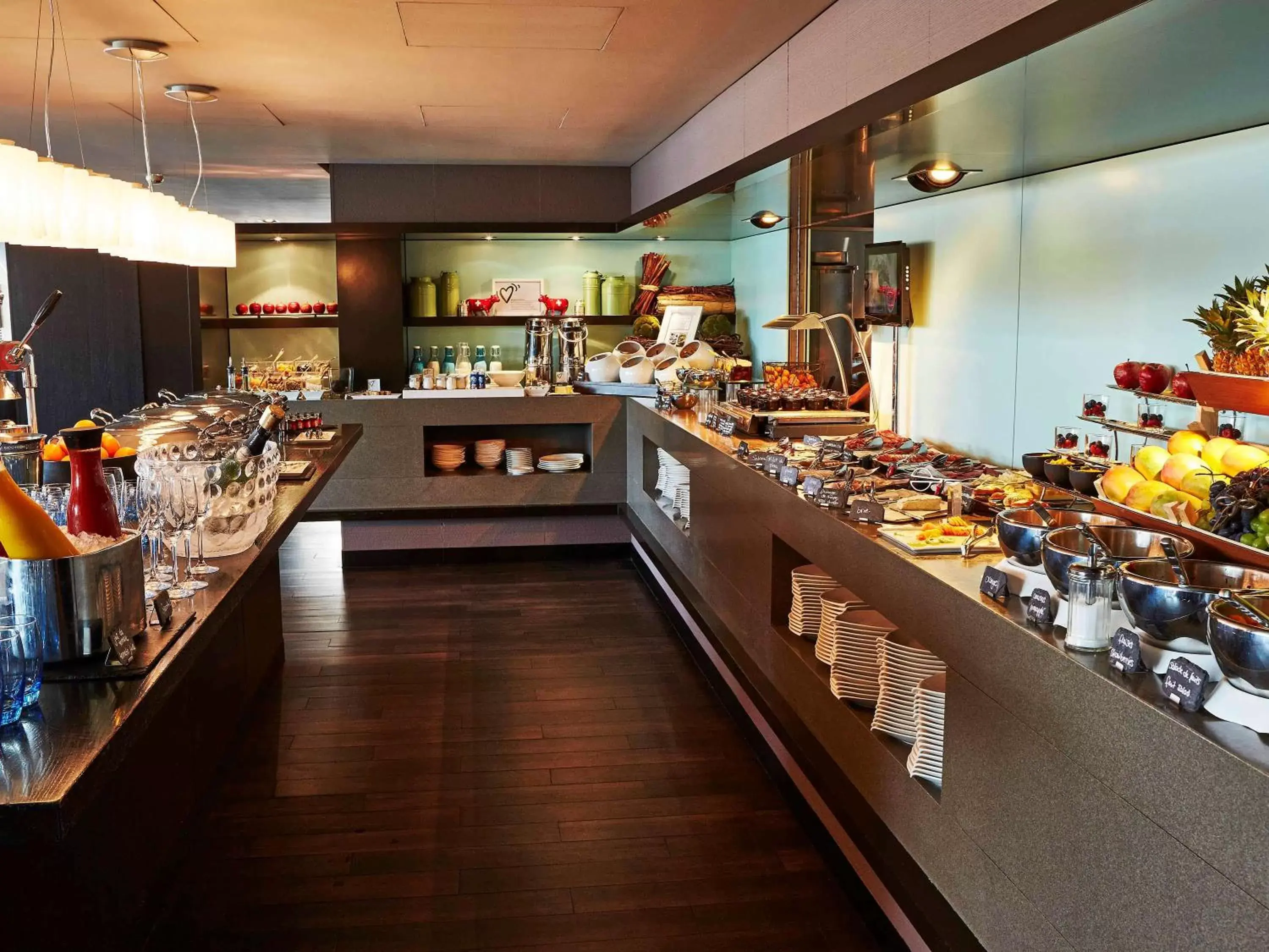 Restaurant/Places to Eat in Fairmont Grand Hotel Geneva