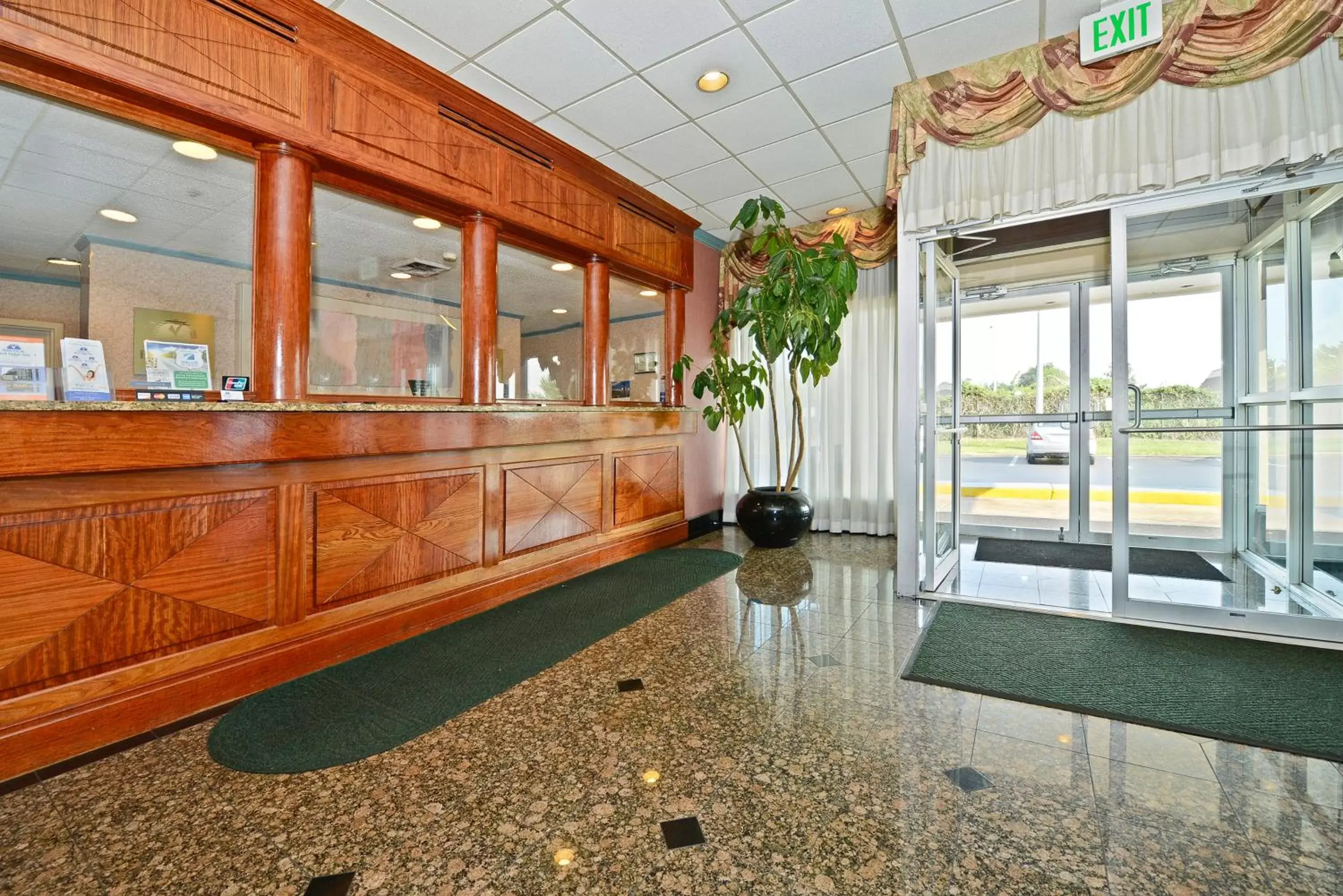 Lobby or reception in Americas Best Value Inn - Baltimore Lobby or reception in Americas Best Value Inn - Baltimore