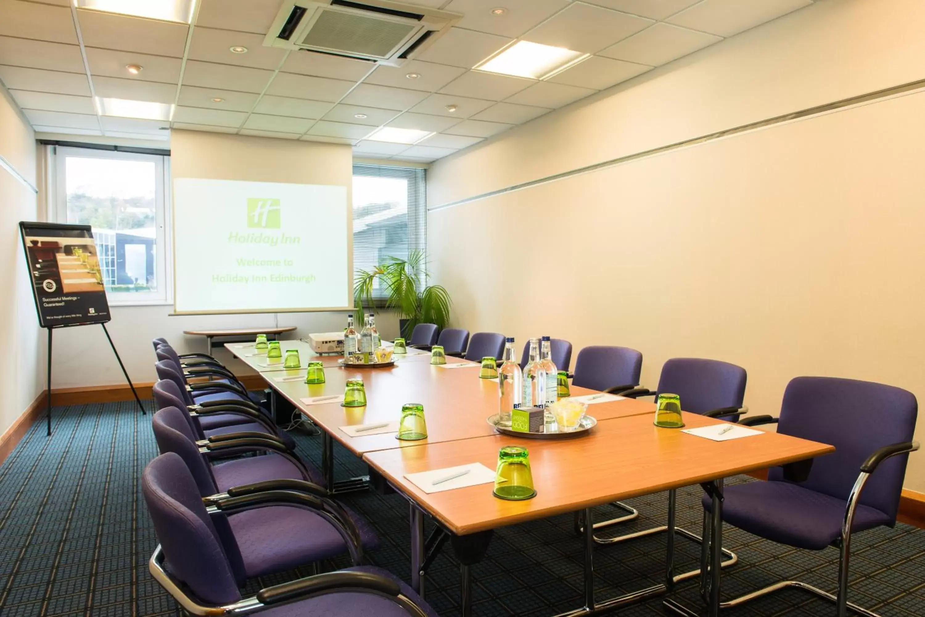 Meeting/conference room in Holiday Inn Edinburgh Zoo, an IHG Hotel