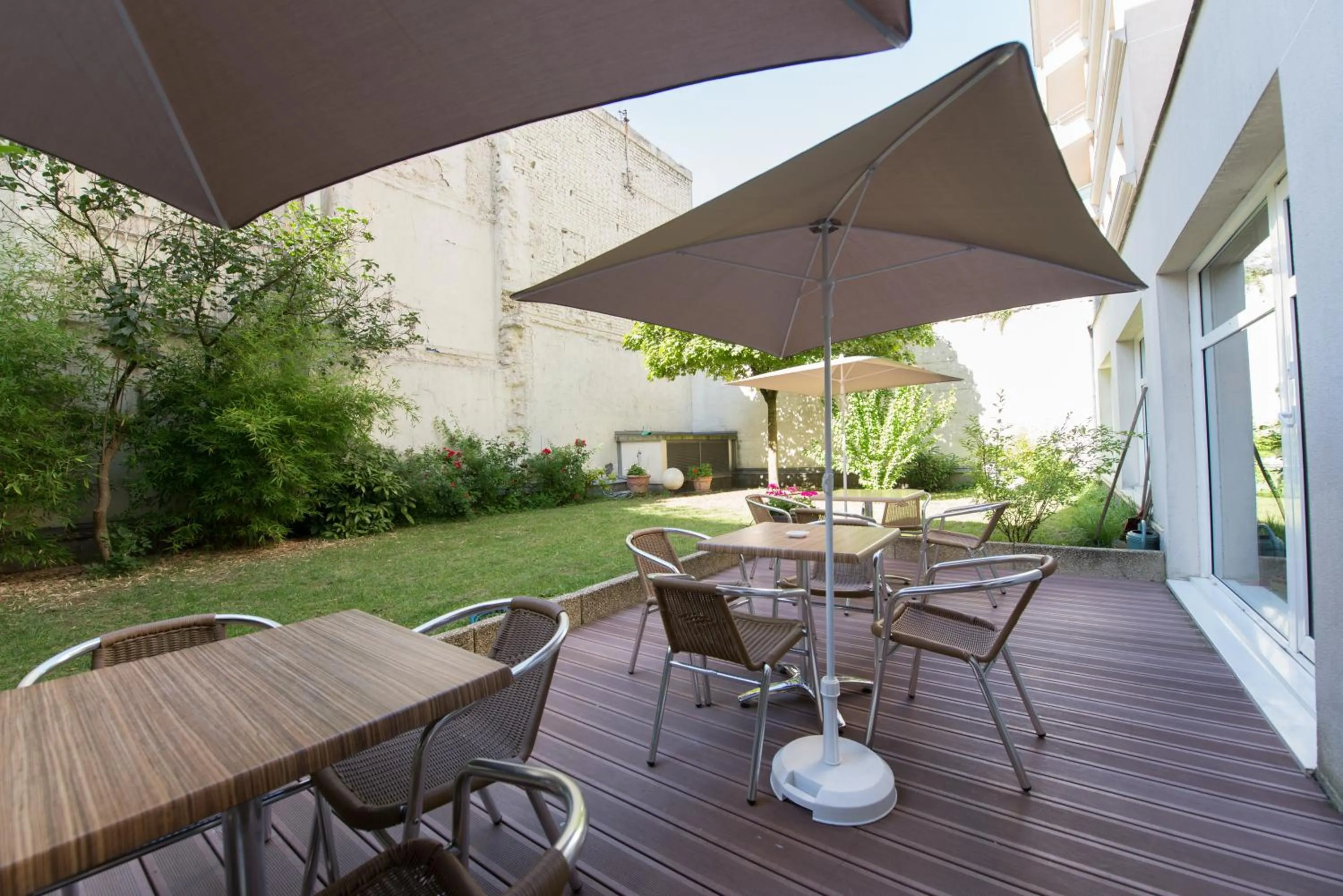 Balcony/Terrace in ibis Paris Vanves Parc des Expositions