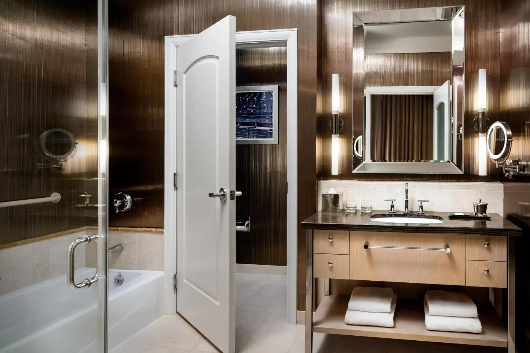 Bathroom in Hotel AKA Back Bay Bathroom in Hotel AKA Back Bay