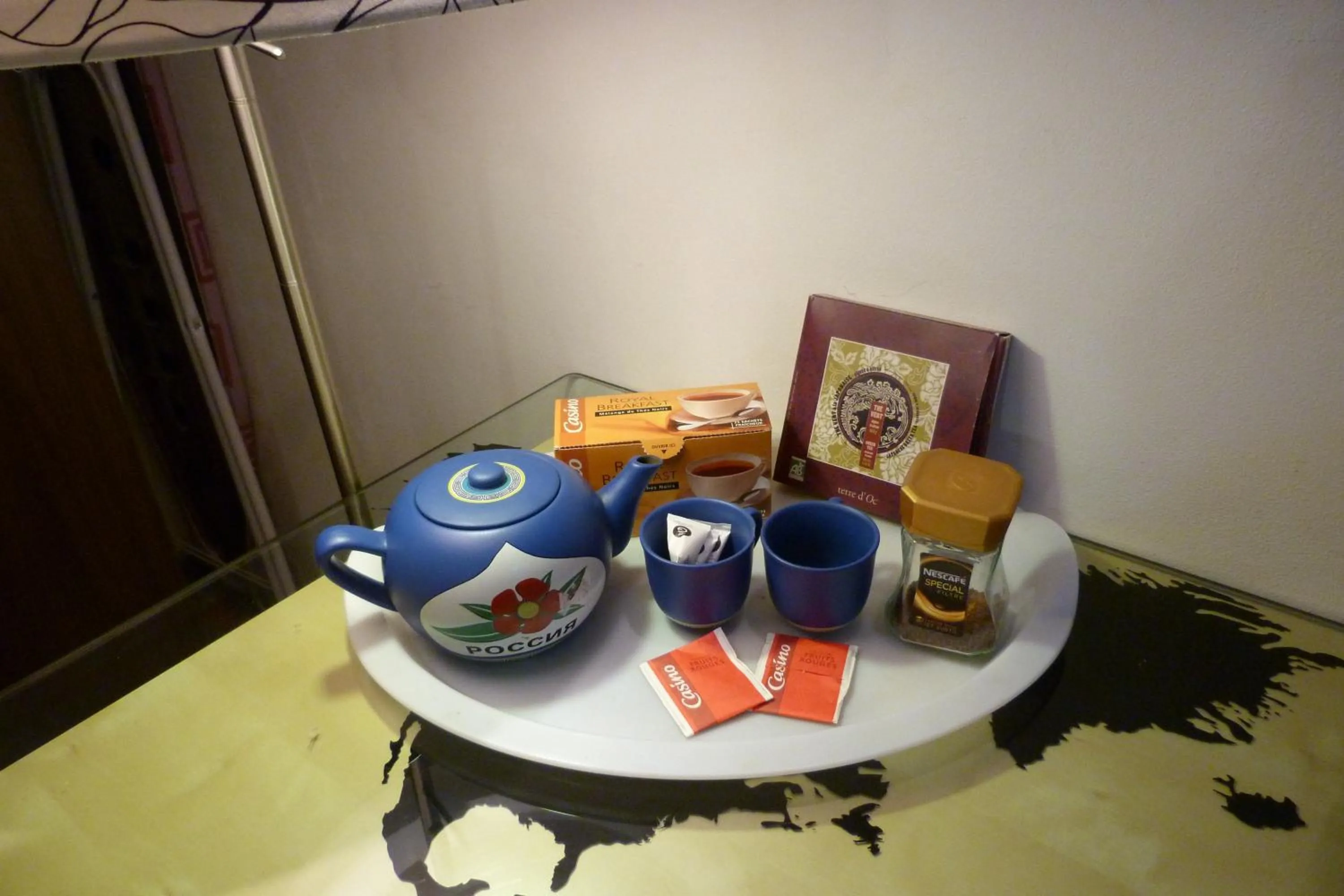 Coffee/tea facilities in Precheurs Studios