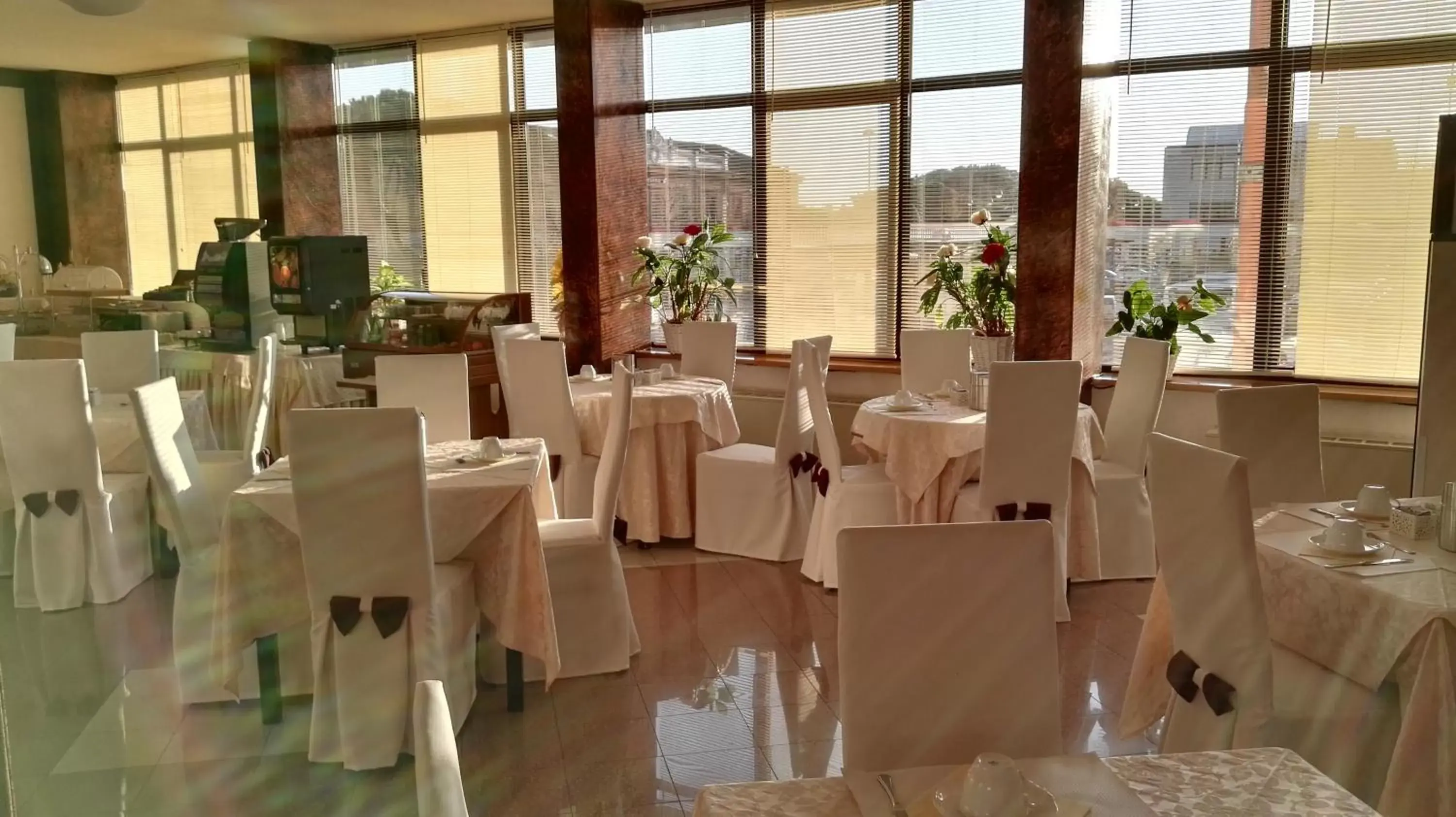 Day, Banquet Facilities in Hotel Alexander