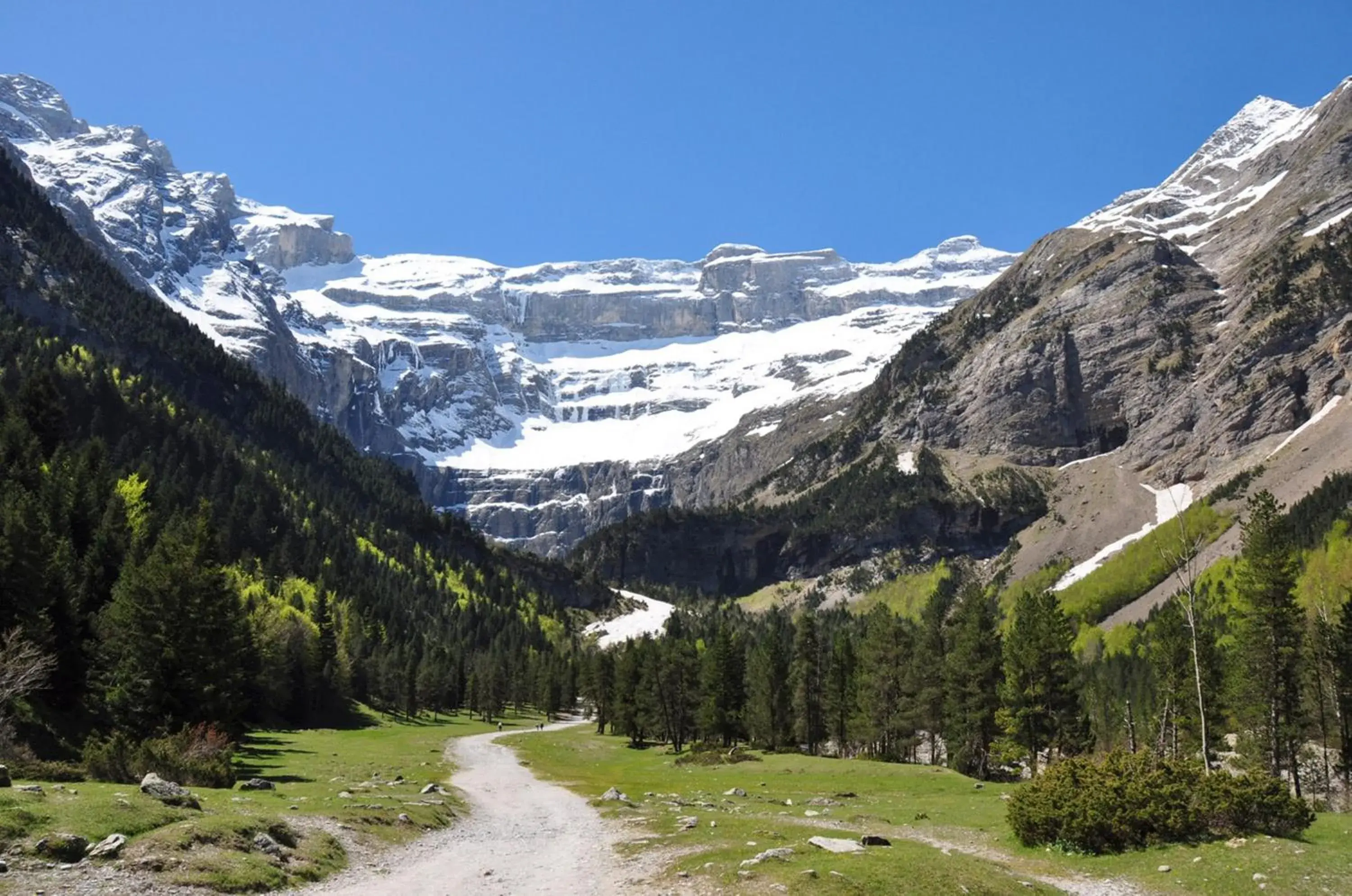 Nearby landmark, Natural Landscape in Hotel Angelic-Myriam