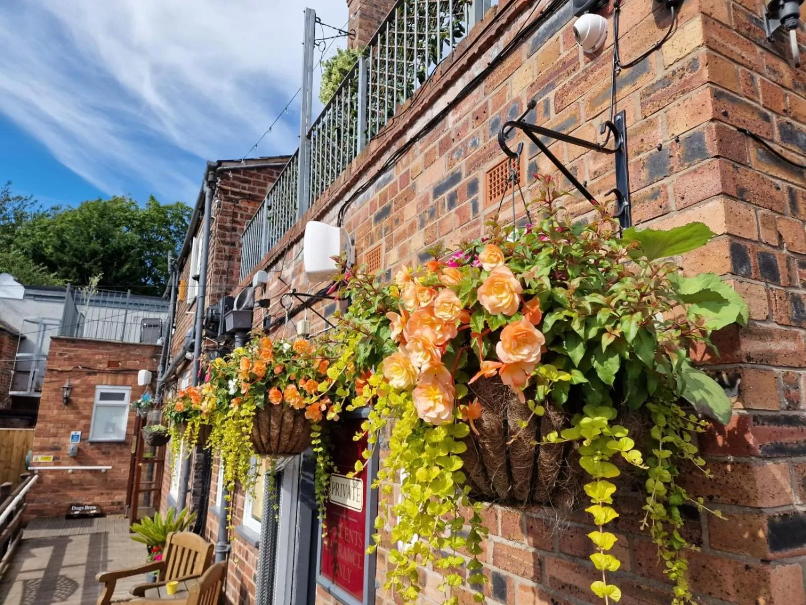 Garden, Property Building in The Foresters Arms
