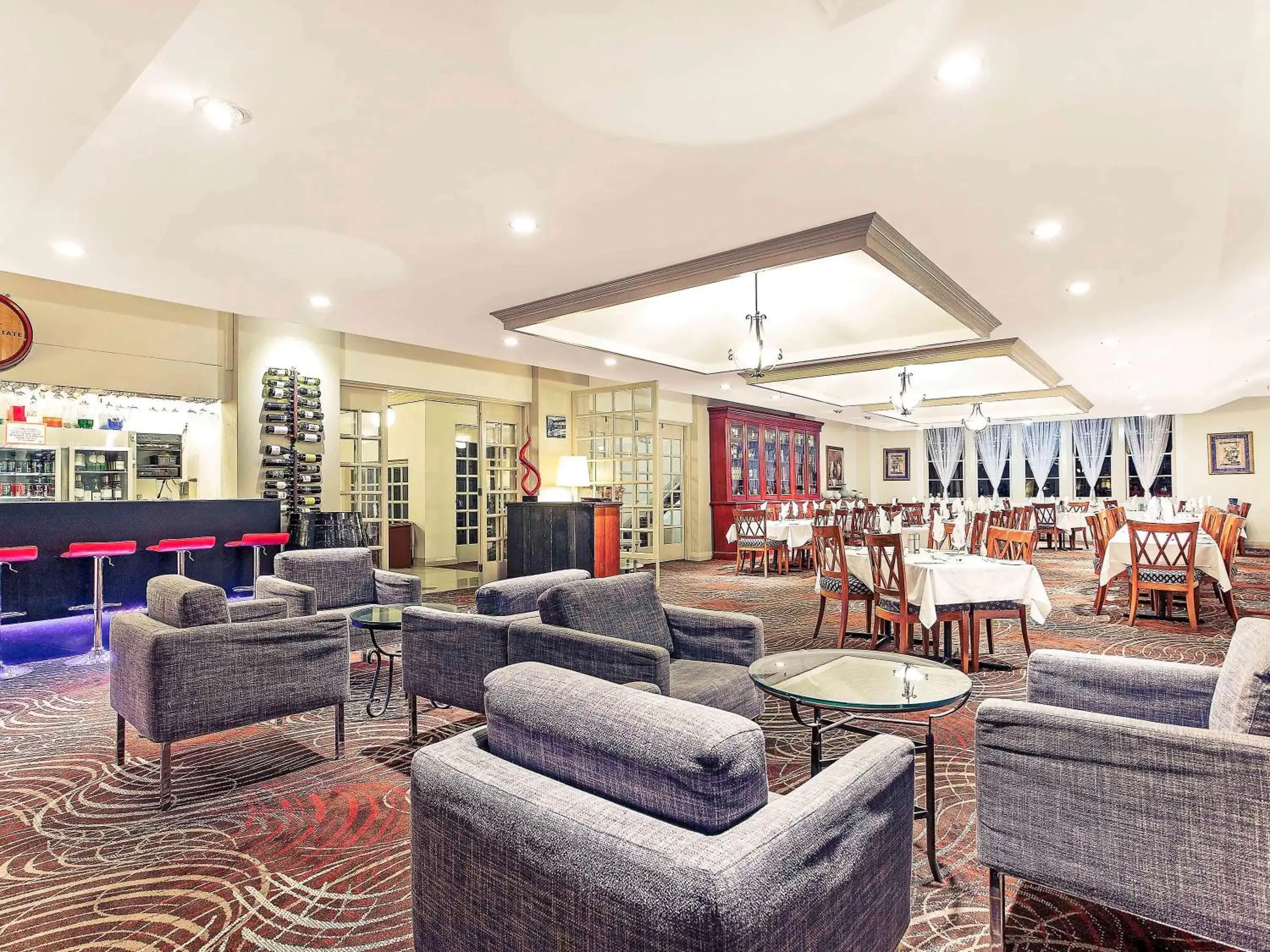 Lounge or bar in Mercure Maitland Monte Pio