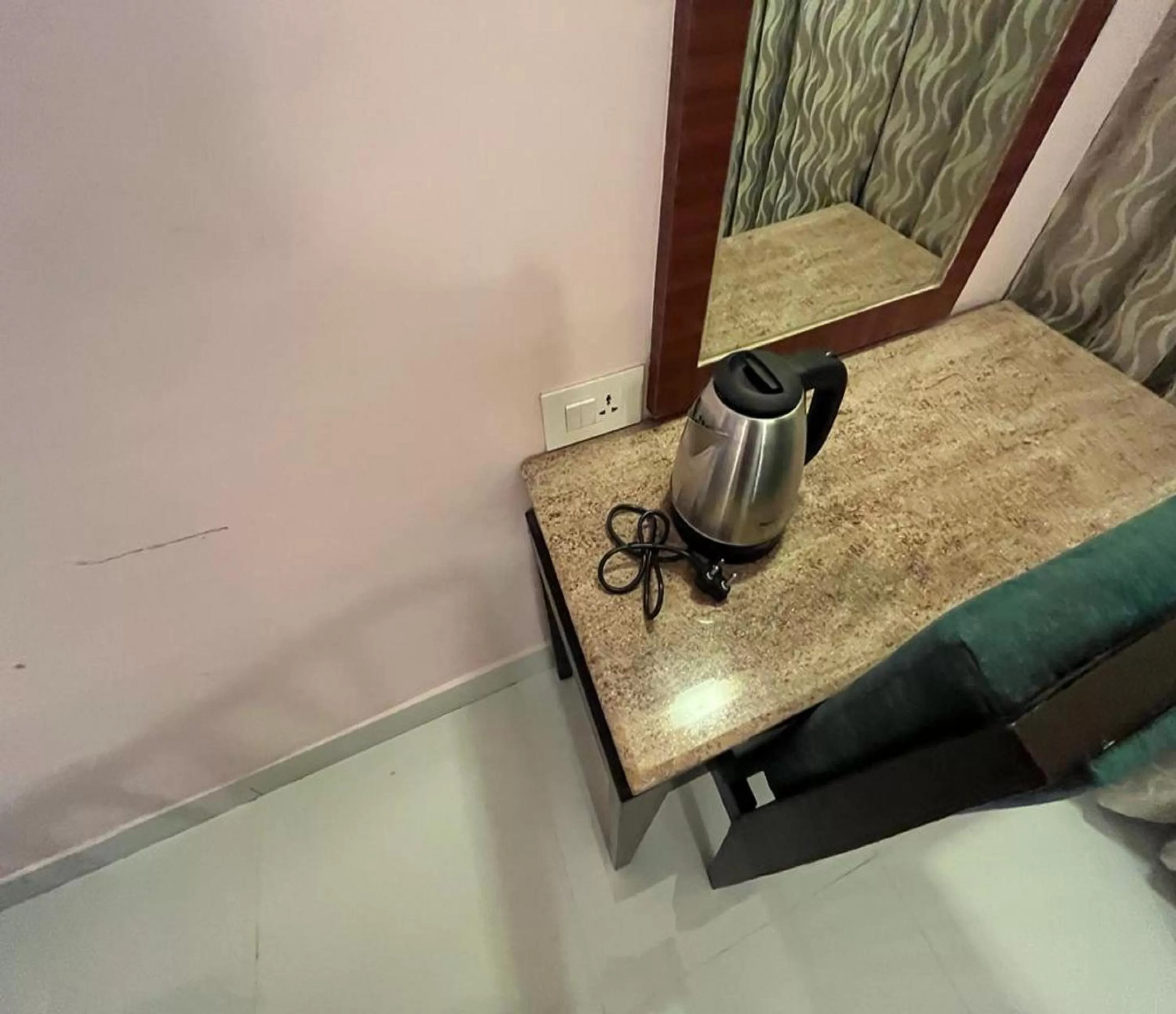 Drinks in Daffodil Inn