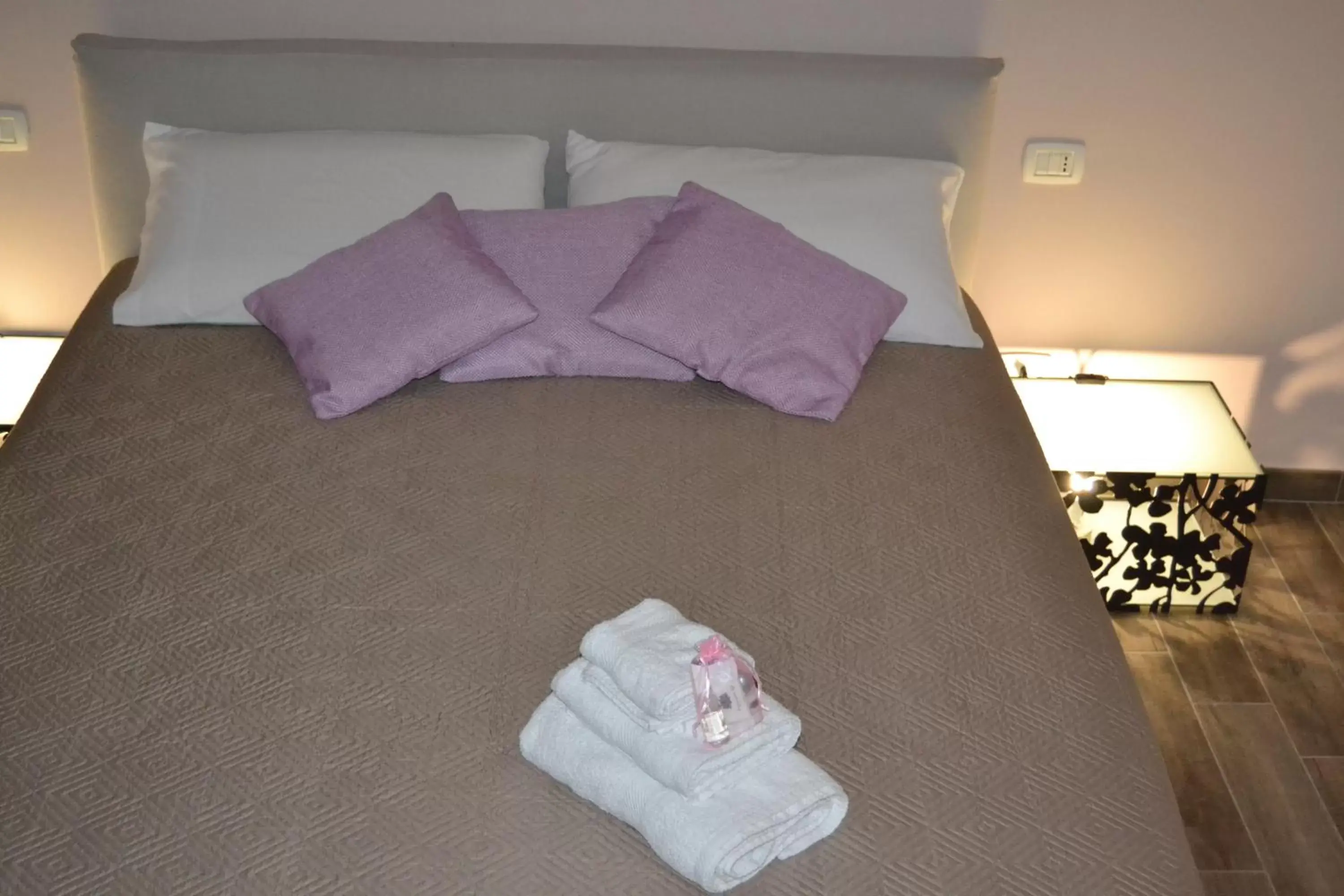 Bed in Karina's Rooms