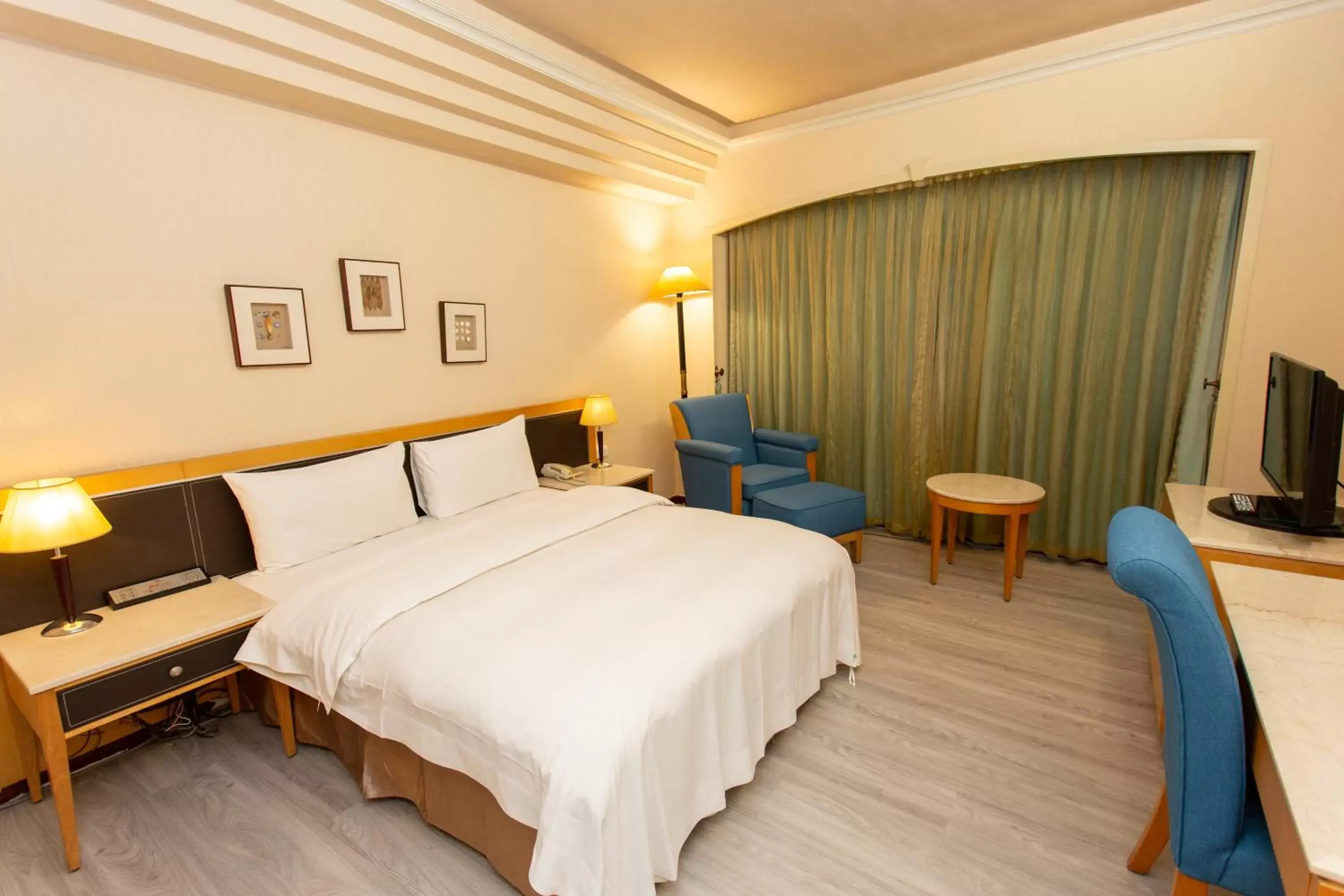 Bed in Ardi Hotel