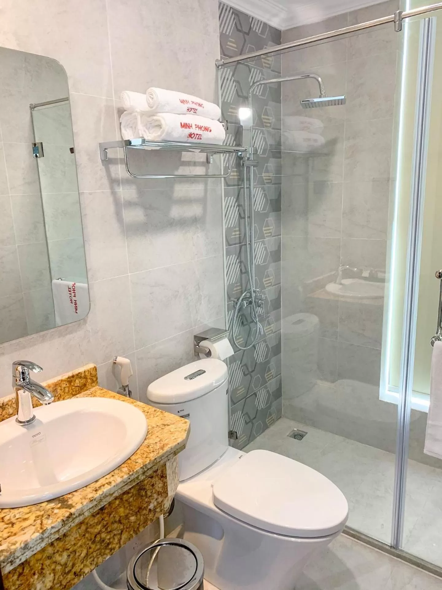 Bathroom in Minh Phong Hotel Ha Long