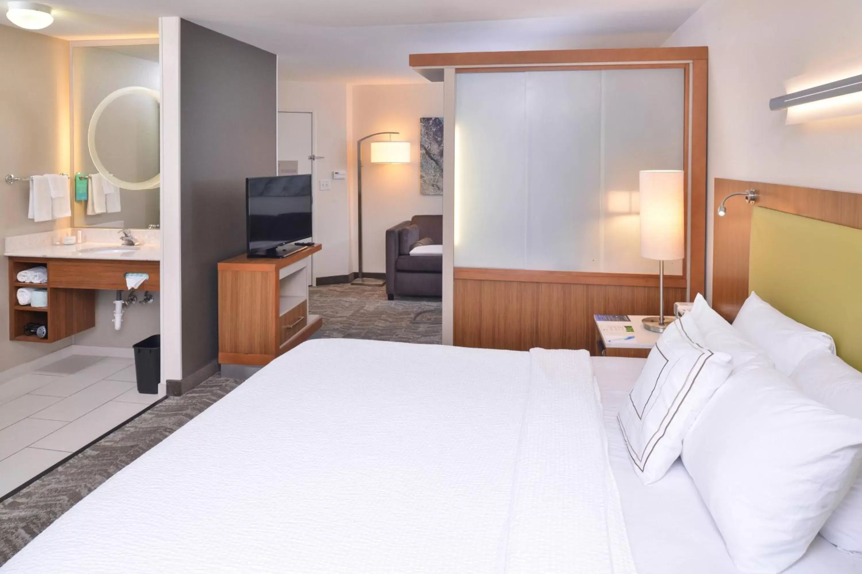 Bedroom, Bed in SpringHill Suites Las Vegas Henderson