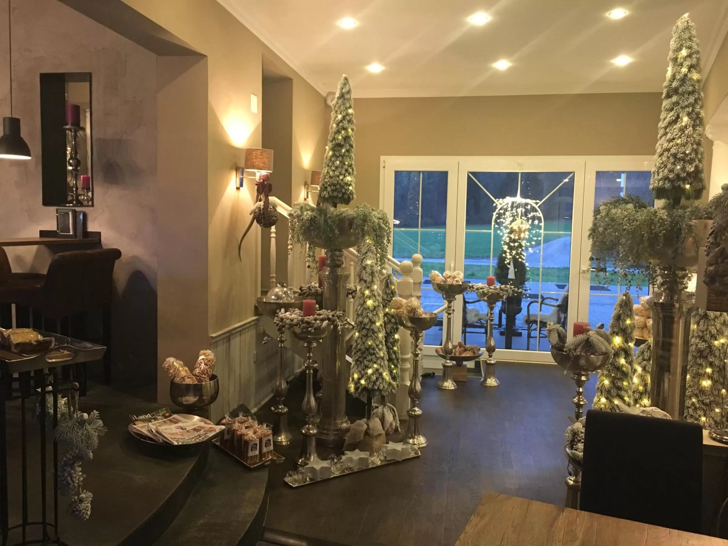 Activities, Fitness Center/Facilities in Landcafe mit Mini Hotel