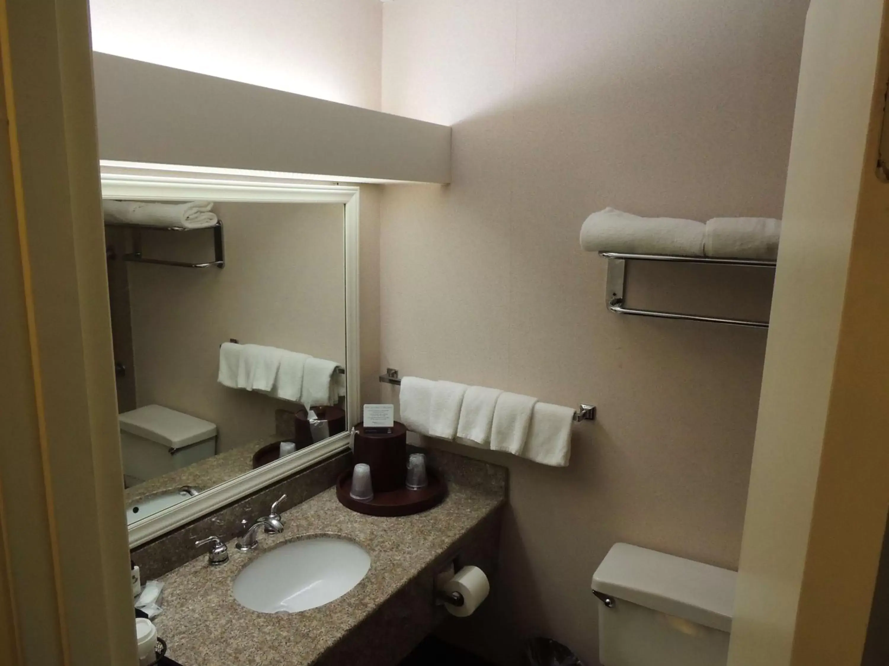 Bathroom in SureStay Hotel by Best Western SeaTac Airport North
