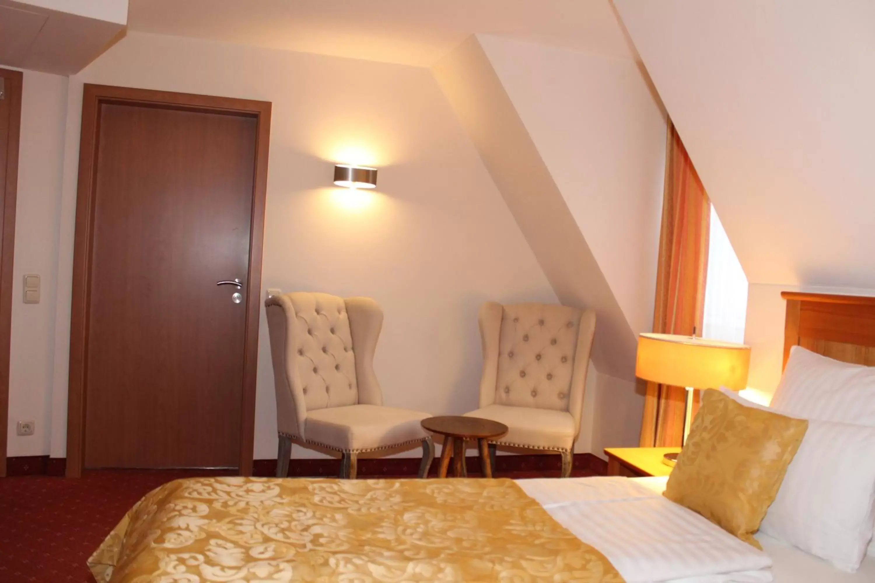 Photo of the whole room, Bed in myMINGA4 - Hotel & serviced Apartments