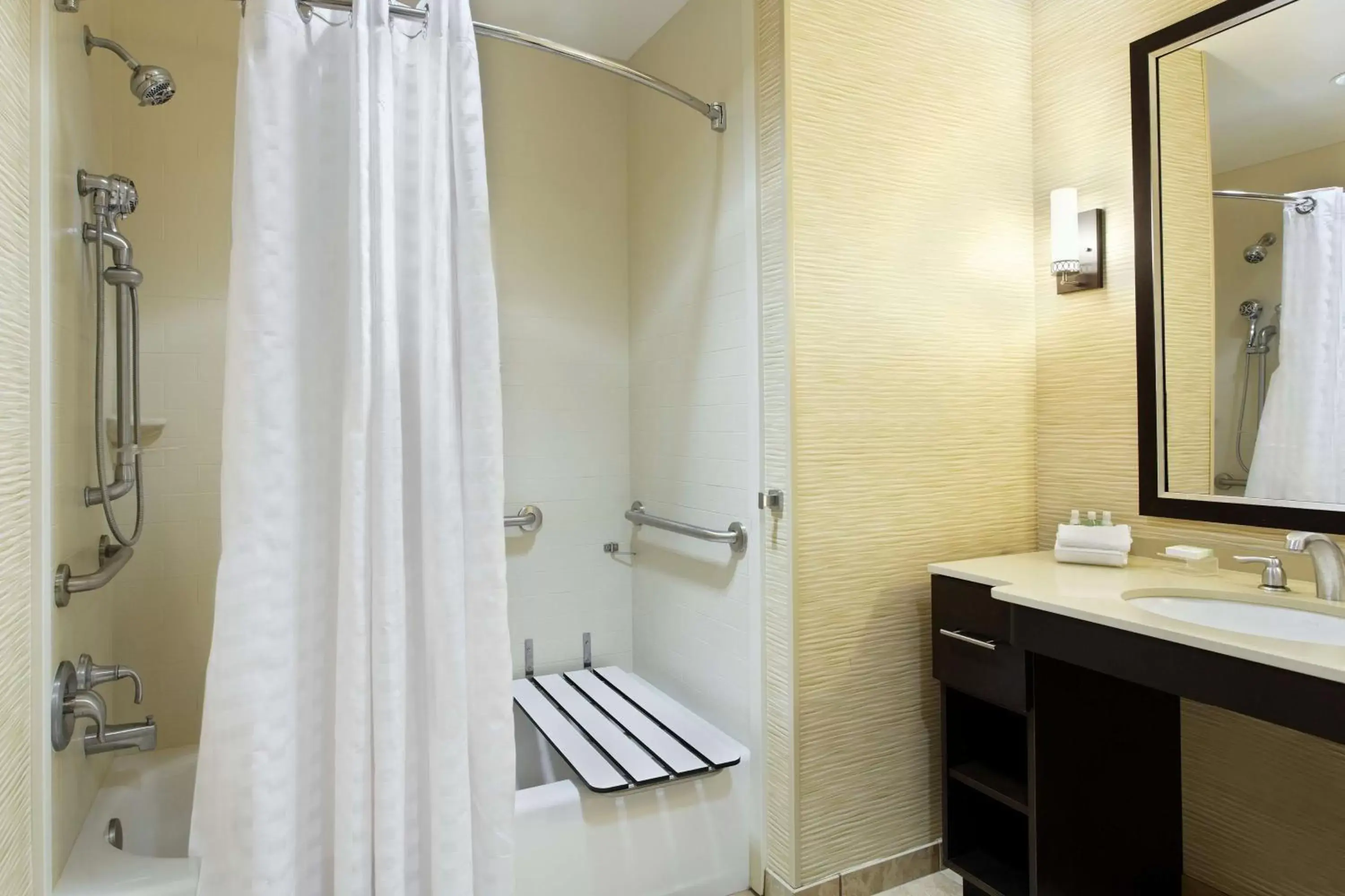 Bathroom in Homewood Suites by Hilton Orlando Airport