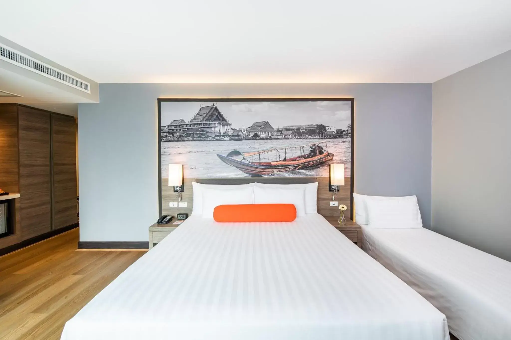 Bed in Citrus Sukhumvit 11 by Compass Hospitality