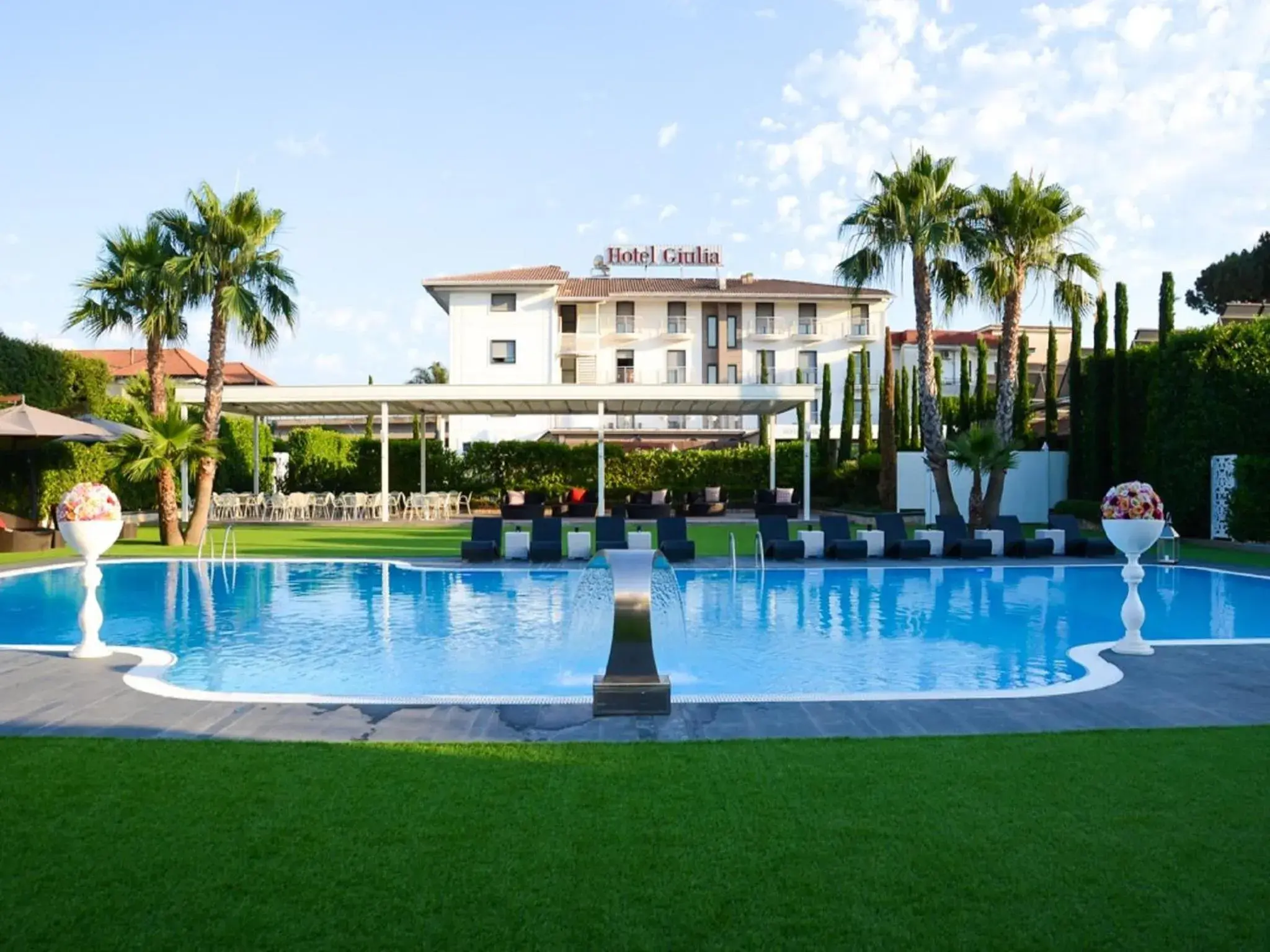 Property building, Swimming Pool in Hotel Giulia Ocean Club