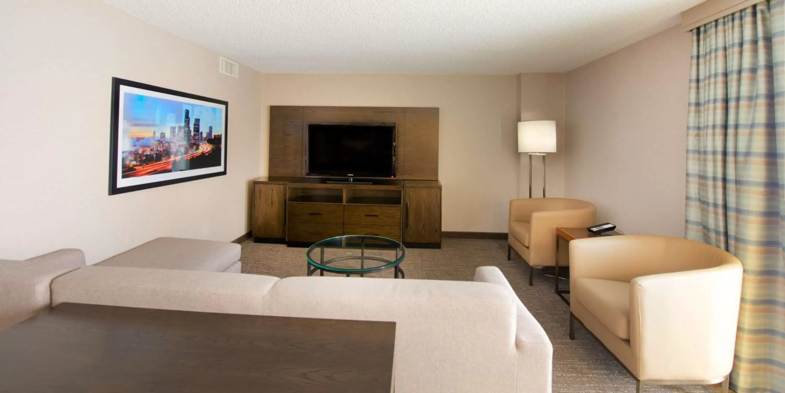 Living room, Seating Area in Embassy Suites by Hilton Seattle North Lynnwood