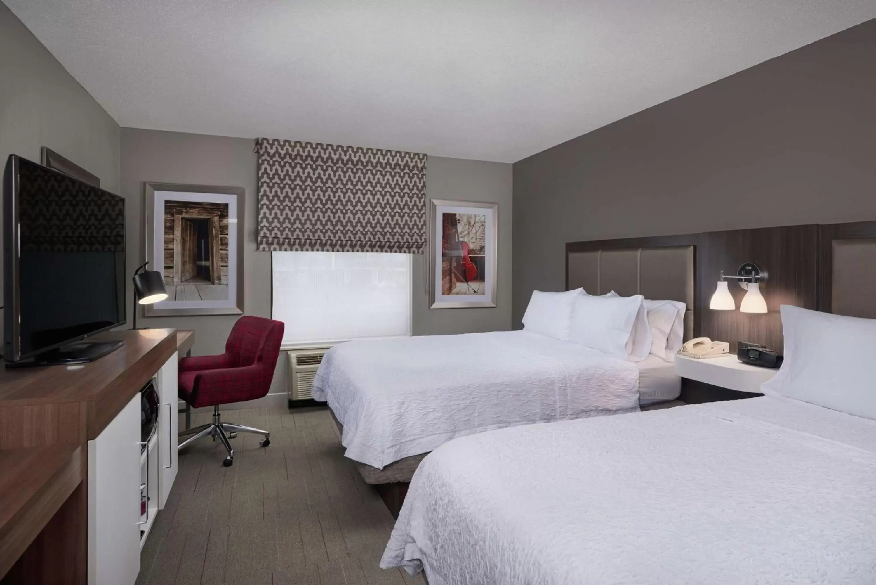 Bedroom, Bed in Hampton Inn & Suites Oxford-Anniston