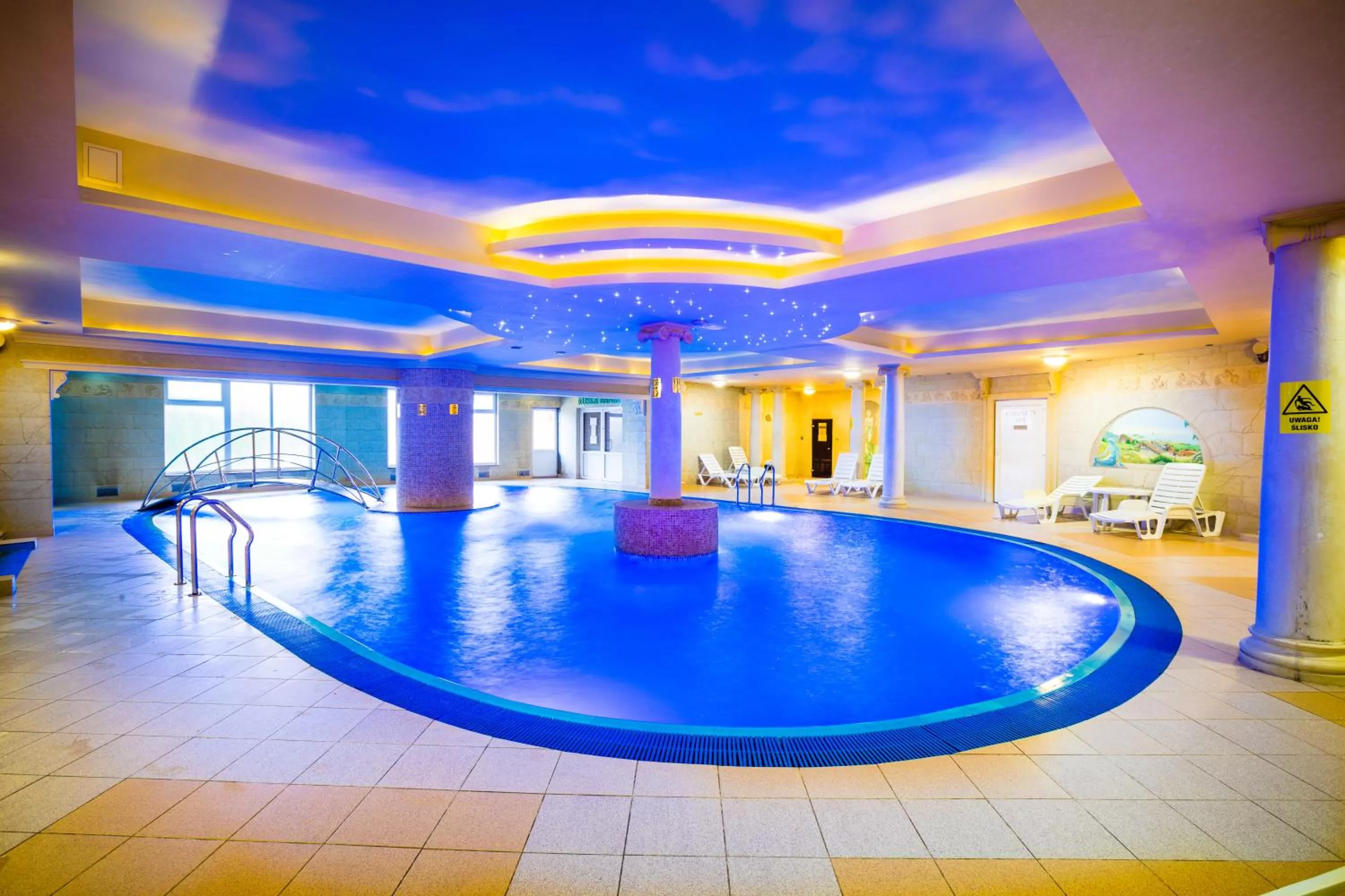 Swimming pool in Spa Hotel Gloria Przemyśl