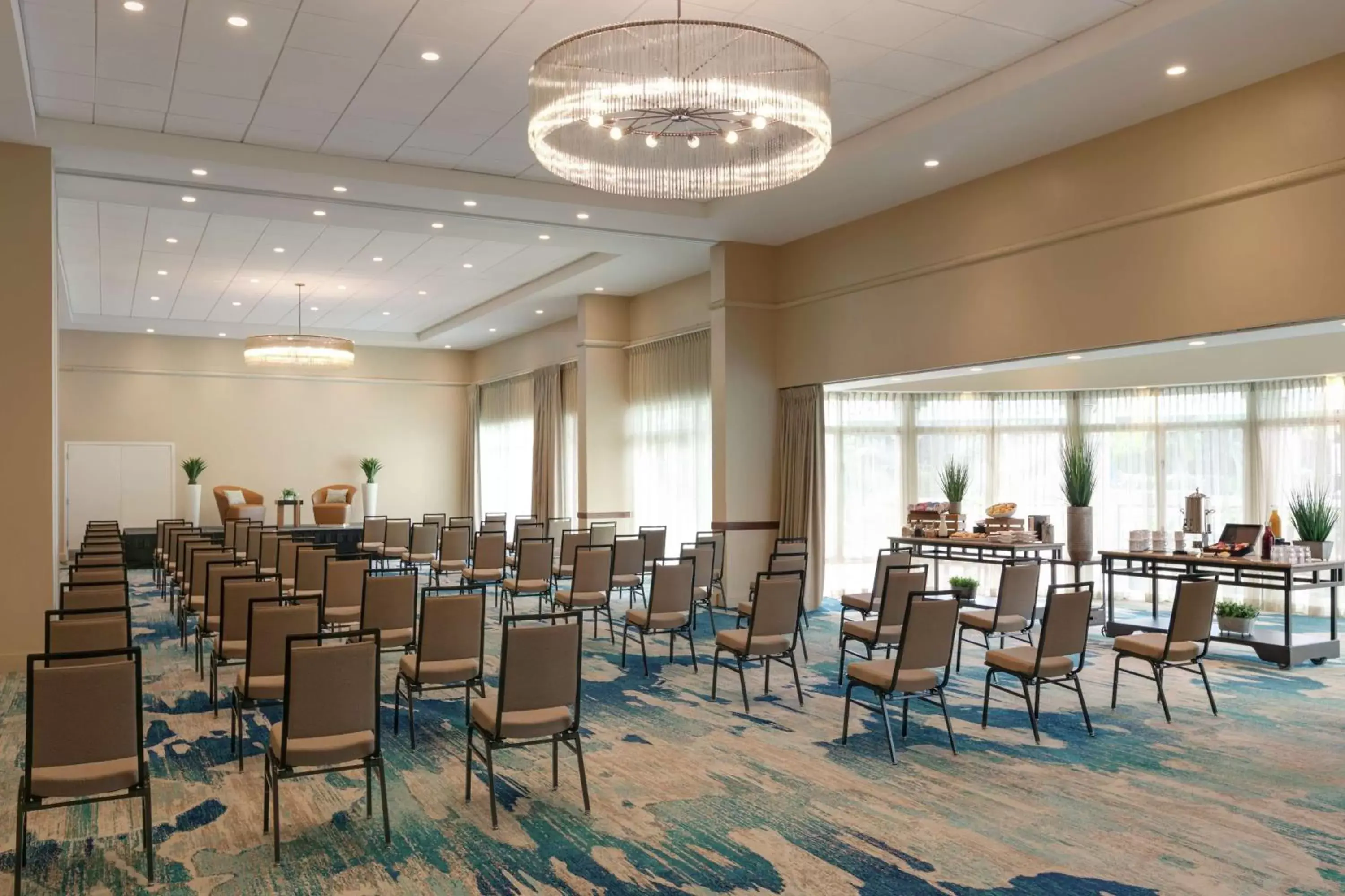 Meeting/conference room in Embassy Suites by Hilton San Juan - Hotel & Casino