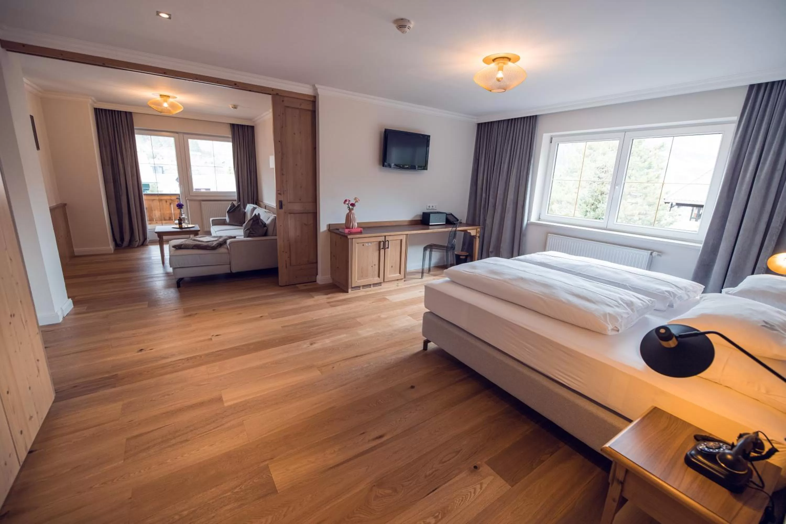 Photo of the whole room, Bed in Alpine Hideaway ZILLERTALERHOF - 4 Sterne Superior