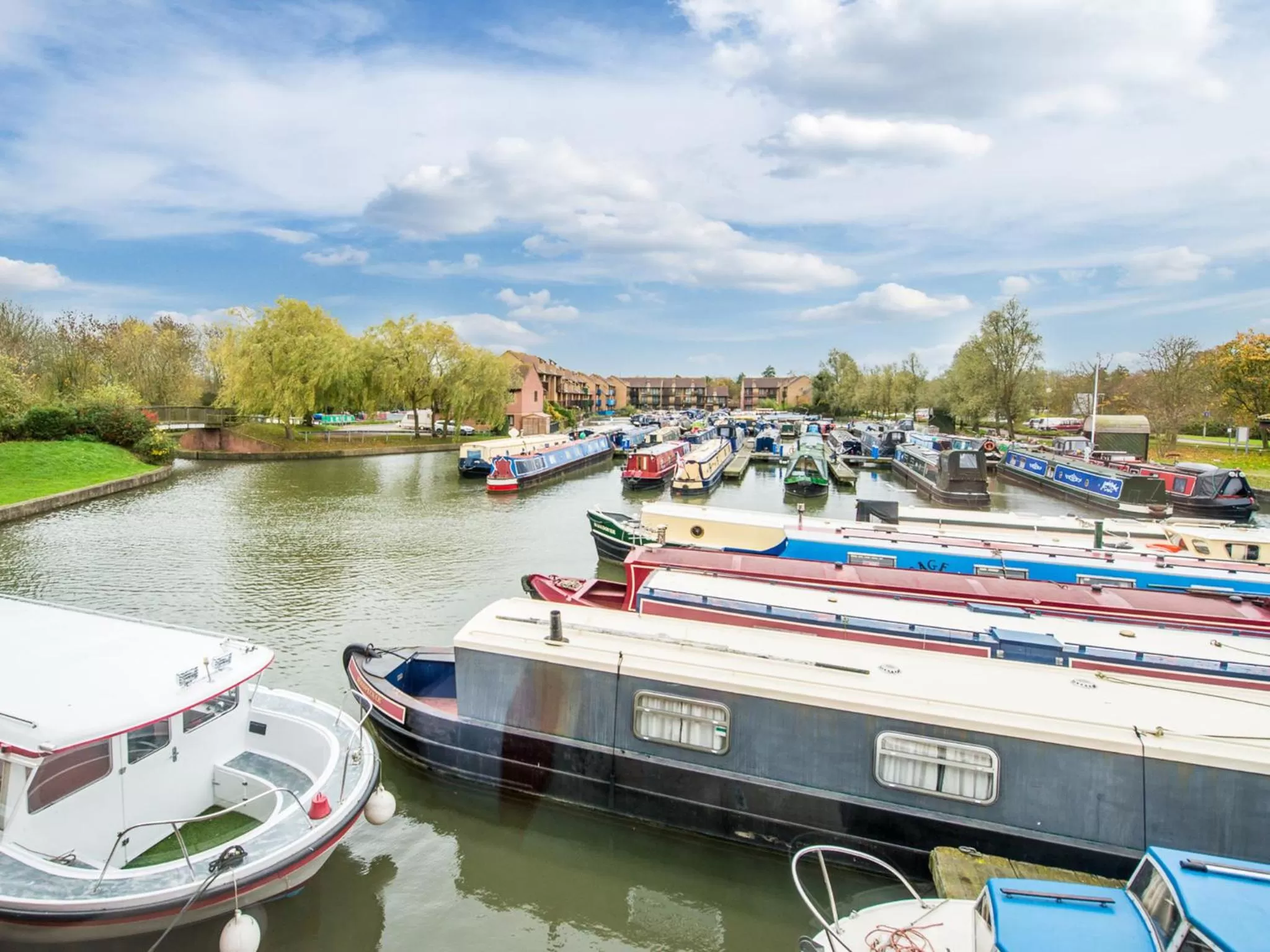 Spring in Peartree Lodge Waterside