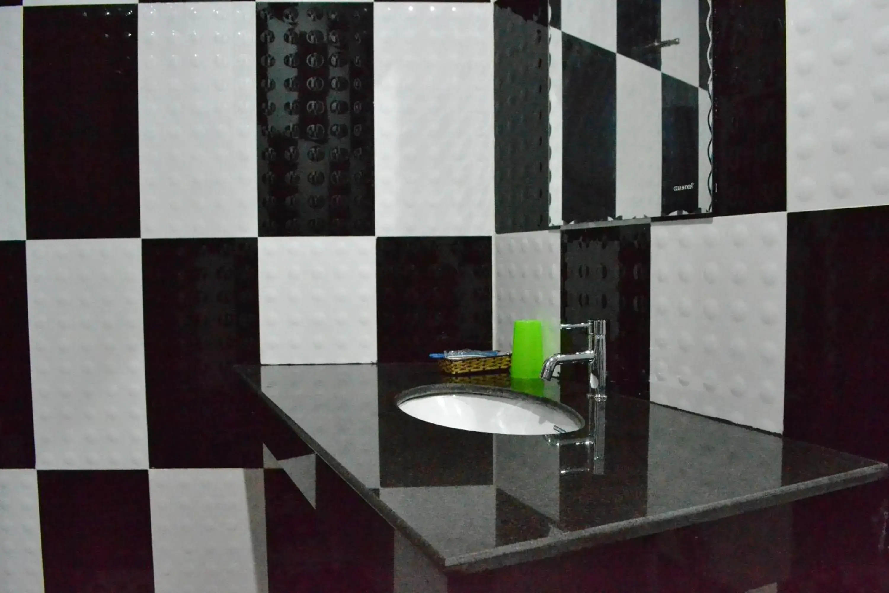 Double or Twin Room with Bathroom in Capital Battambang Hotel Double or Twin Room with Bathroom in Capital Battambang Hotel