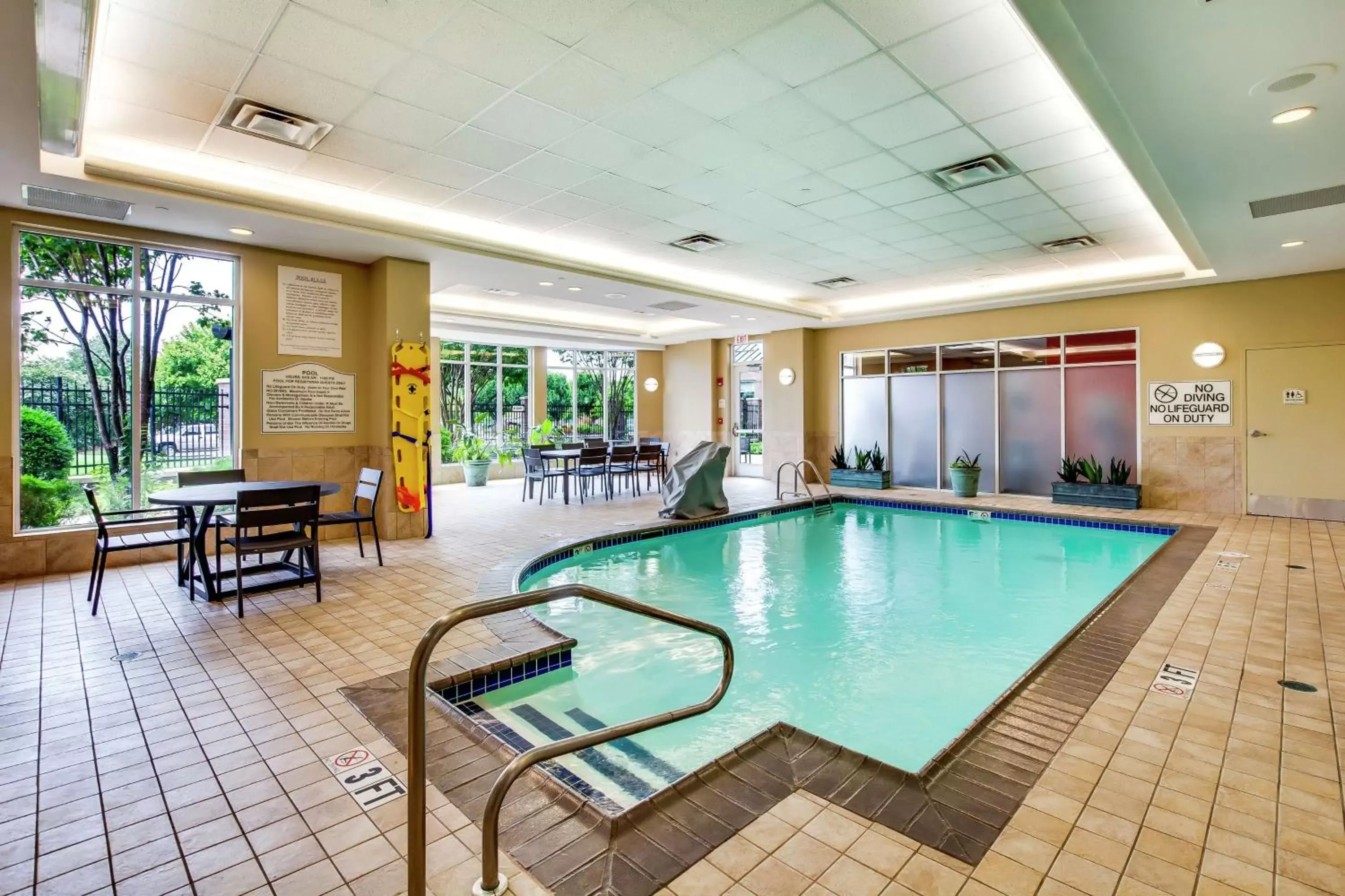 Pool view, Swimming Pool in Hilton Garden Inn Louisville Airport