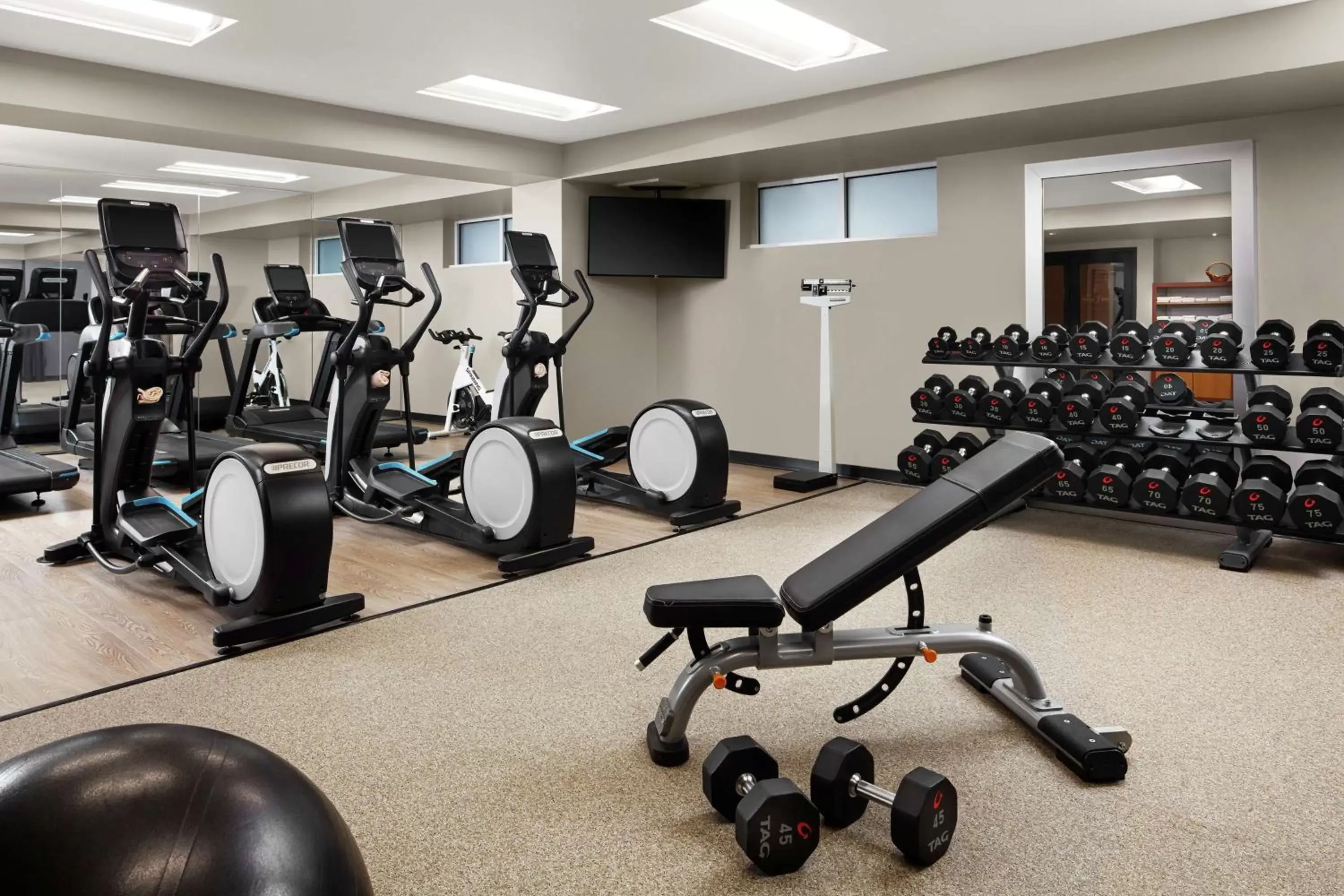 Fitness centre/facilities, Fitness Center/Facilities in The Inn at Penn, A Hilton Hotel