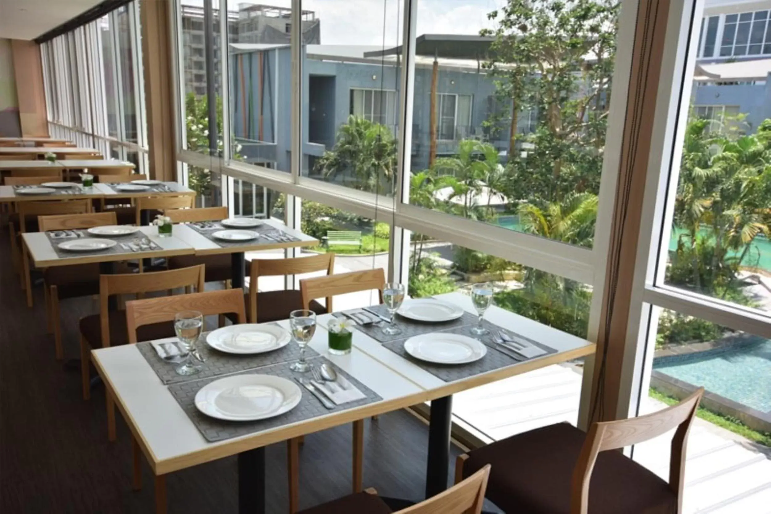 Restaurant/places to eat in Paeva Luxury Serviced Residence SHA Restaurant/places to eat in Paeva Luxury Serviced Residence SHA