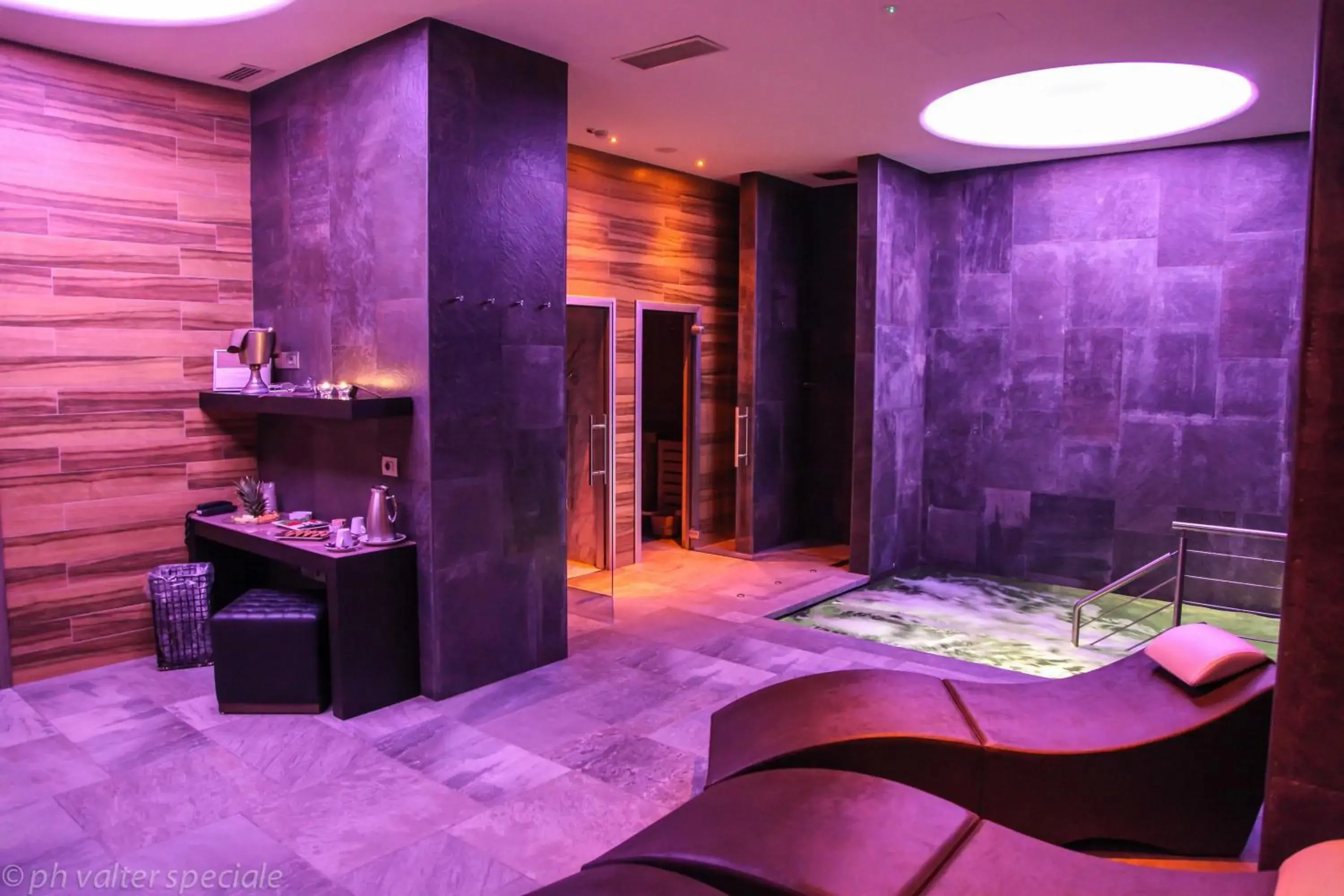 Spa and wellness centre/facilities in 4 Spa Resort Hotel Spa and wellness centre/facilities in 4 Spa Resort Hotel