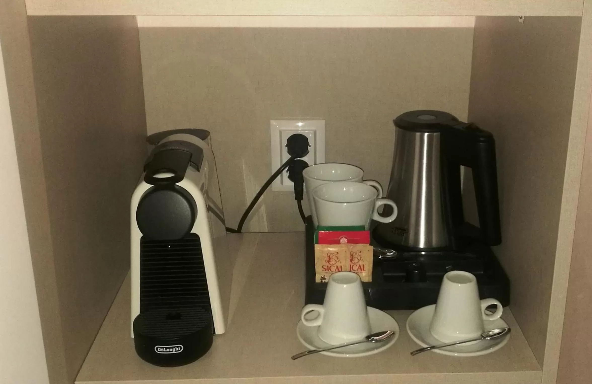 Coffee/tea facilities in Thomar Boutique Hotel