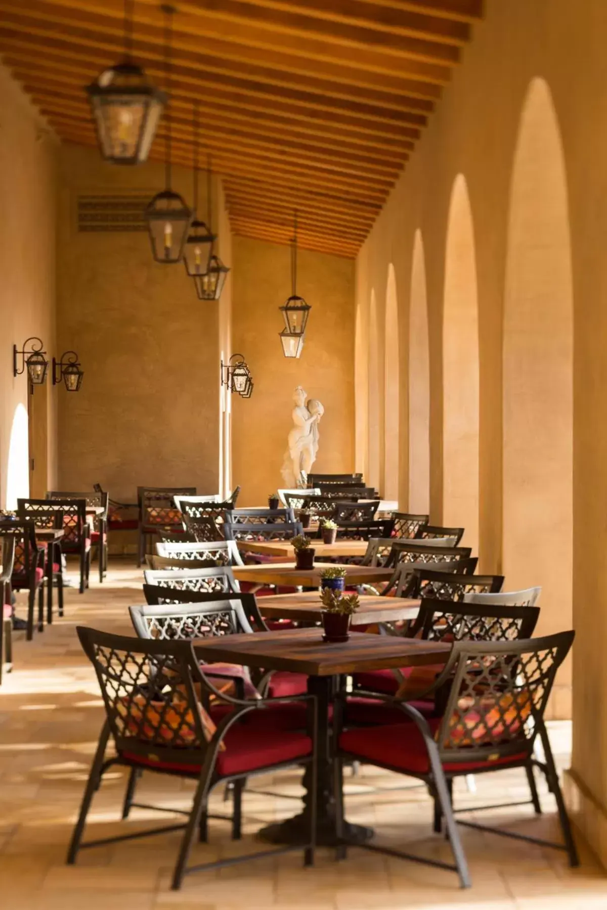 Patio, Restaurant/Places to Eat in Allegretto Vineyard Resort Paso Robles