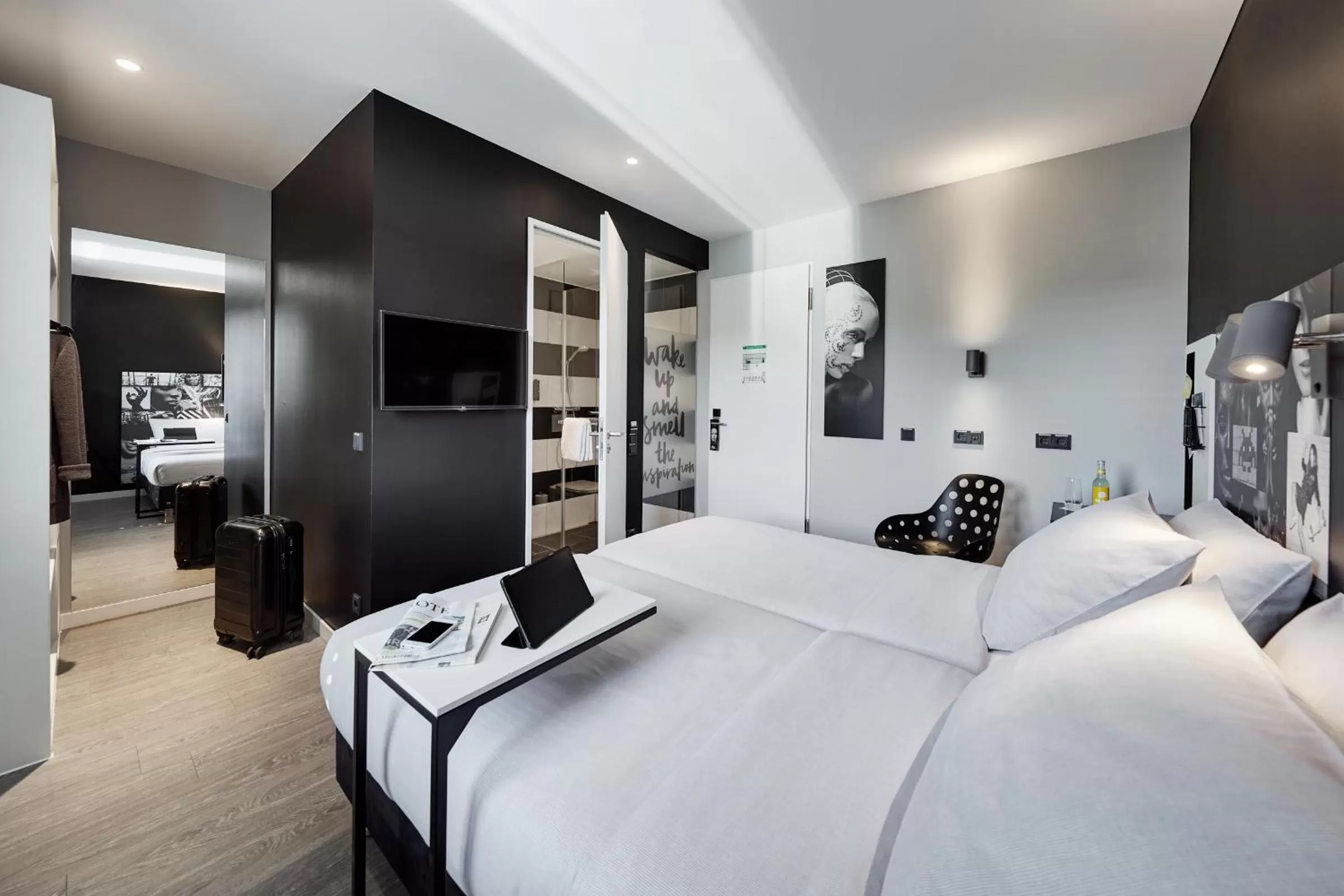 Photo of the whole room, Bed in LEGERE EXPRESS Tuttlingen