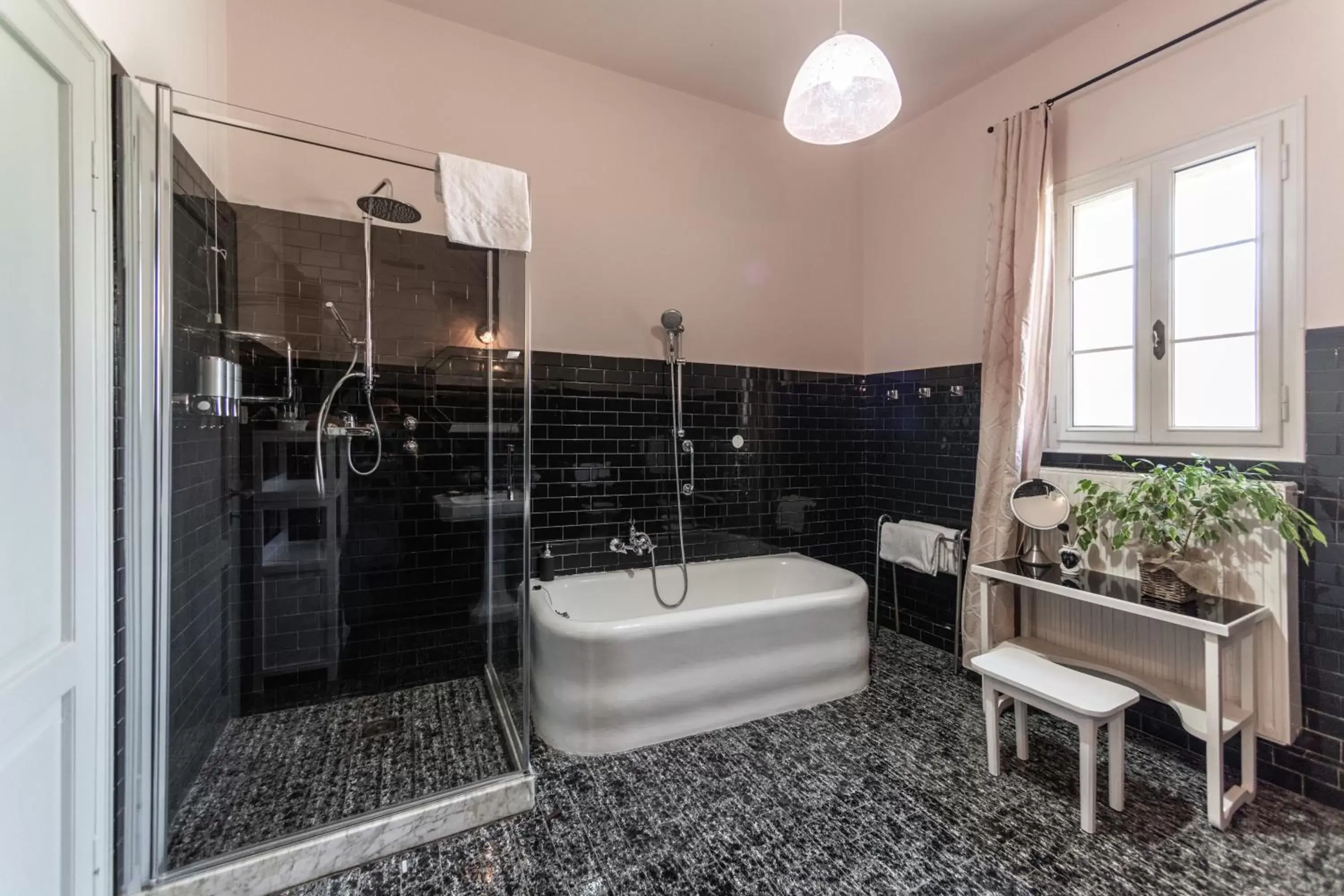 Shower, Bathroom in Villa Clementina - Prosecco Country Hotel