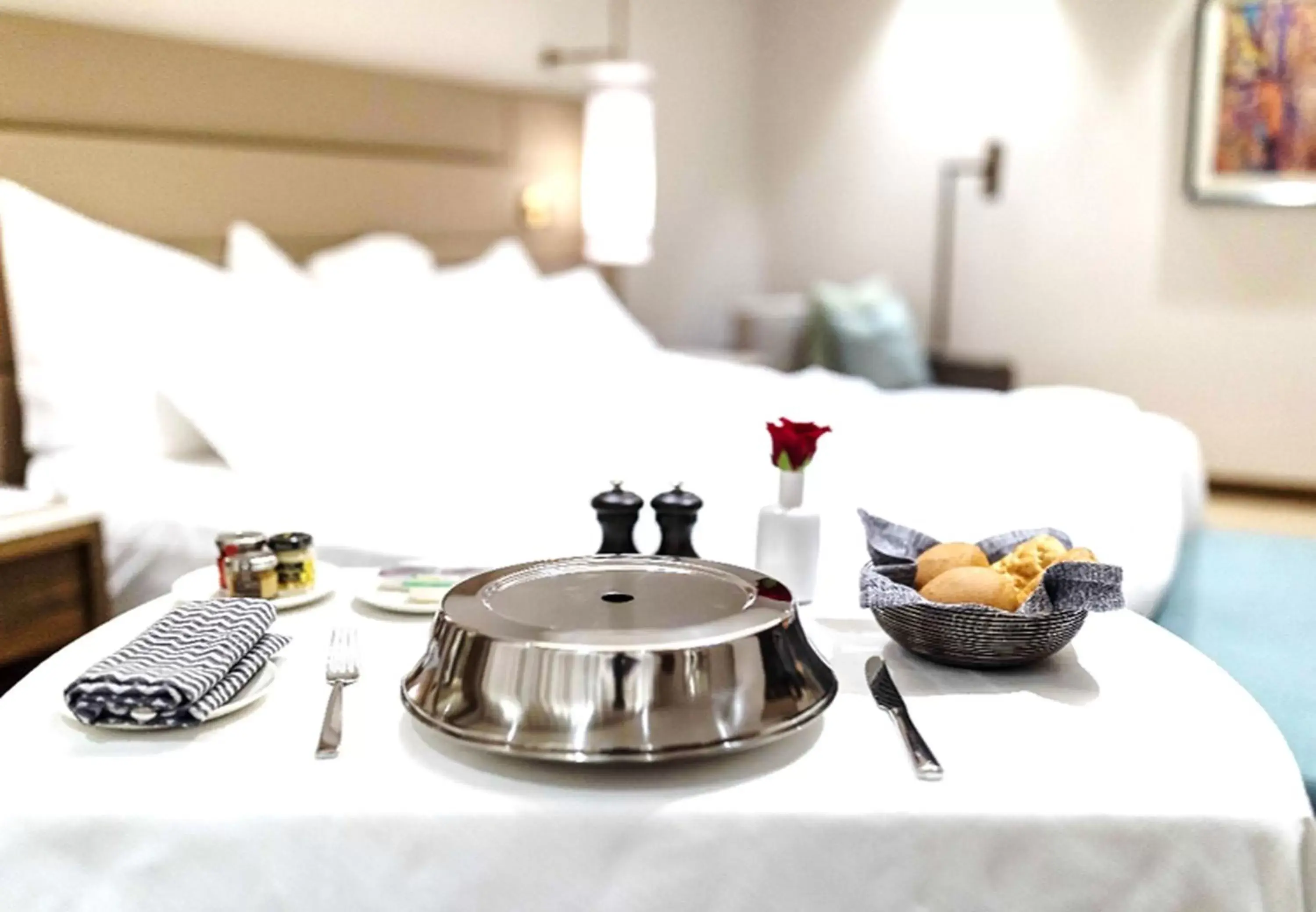 Photo of the whole room, Bed in InterContinental Fujairah Resort by IHG Photo of the whole room, Bed in InterContinental Fujairah Resort by IHG