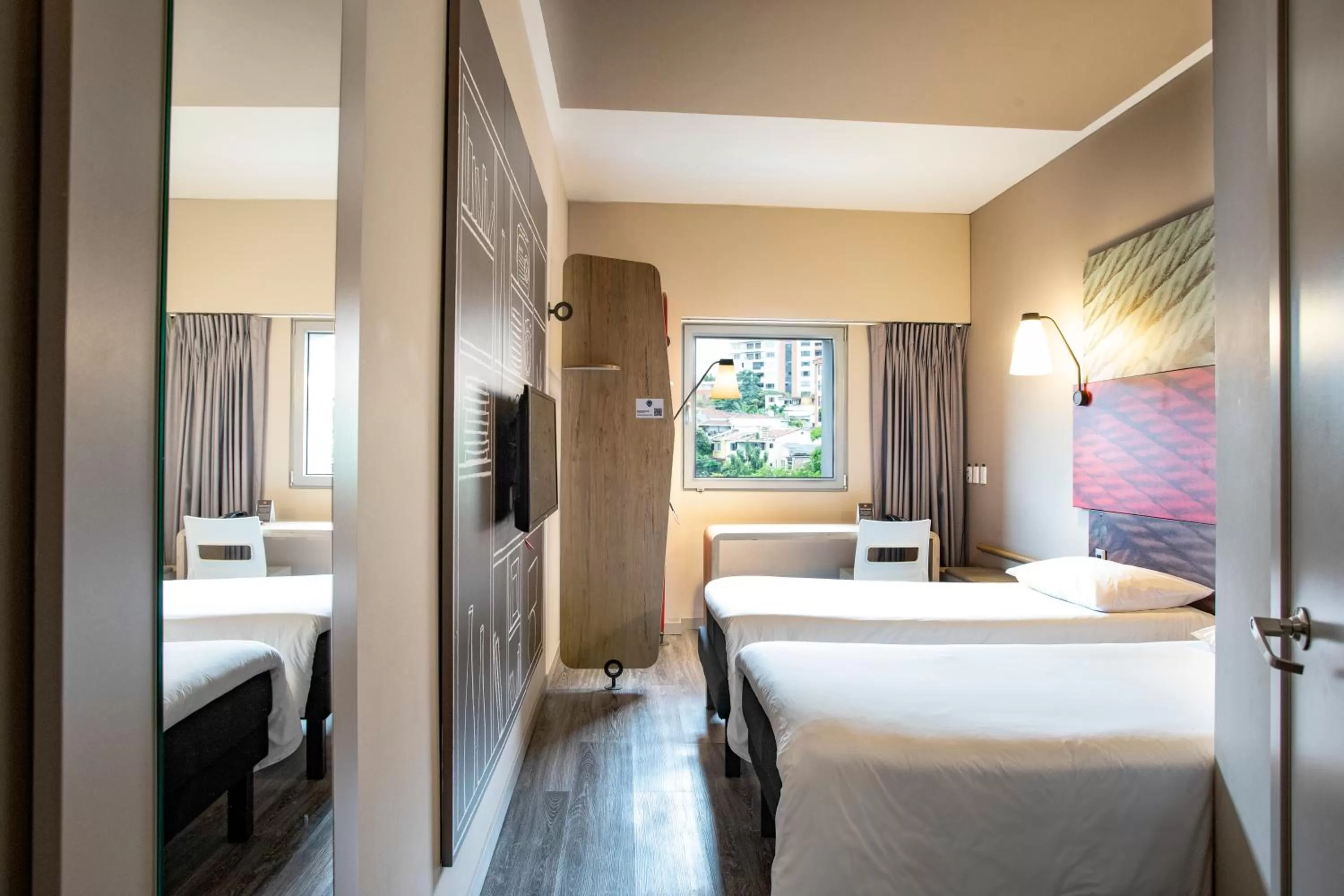 Bed in Hotel Ibis Cali Granada