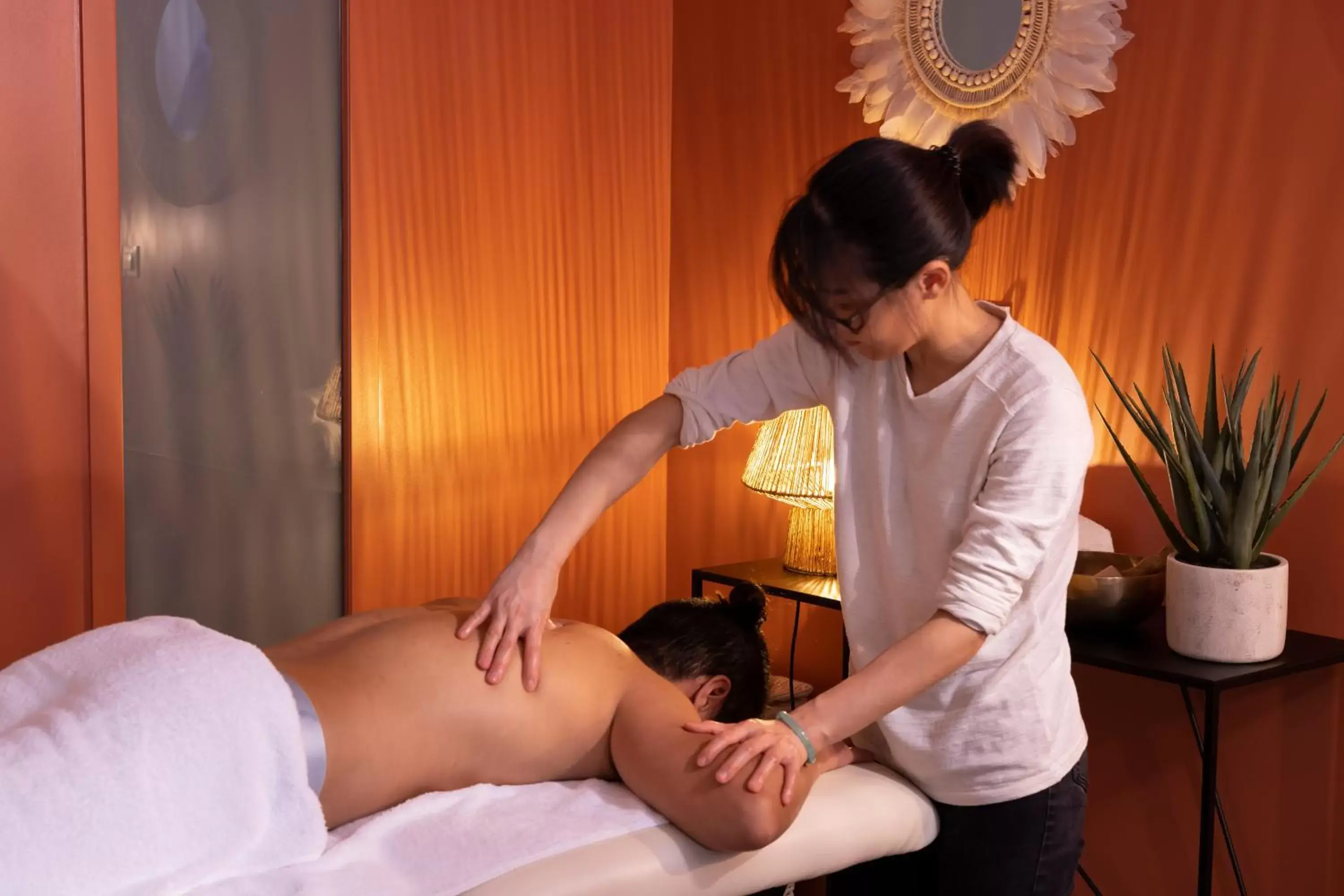 Massage in PADJA Hôtel & Spa Vannes