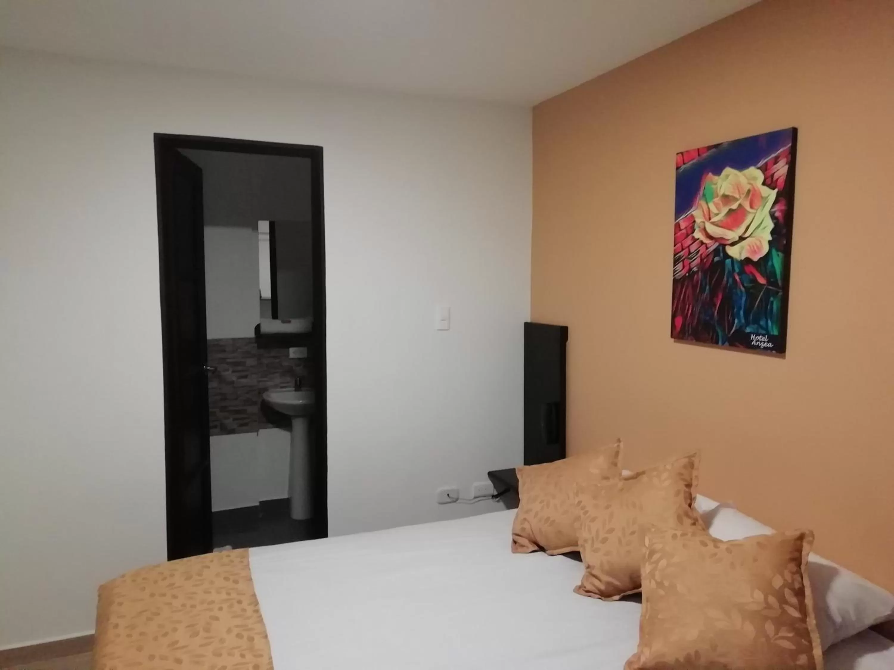 Bedroom, Bed in Hotel Anzea